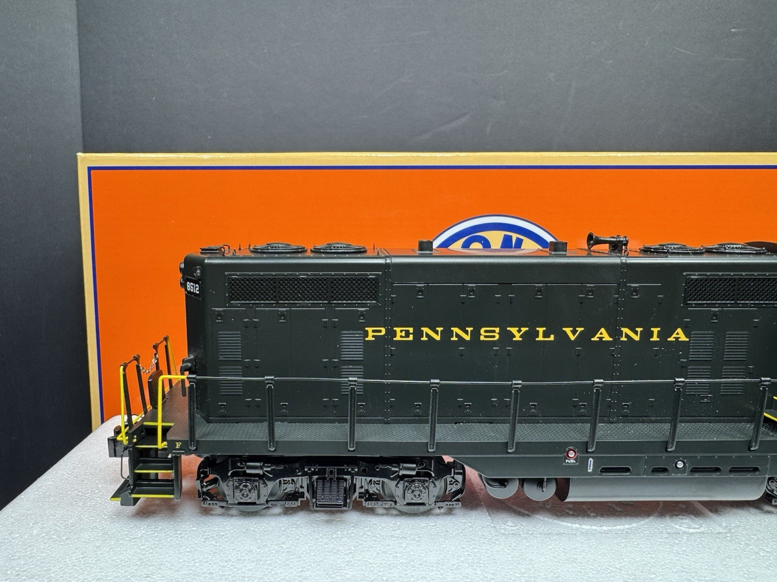 Lionel LEGACY 6-28573 Pennsylvania PRR GP7 diesel engine #8512 LNIB2