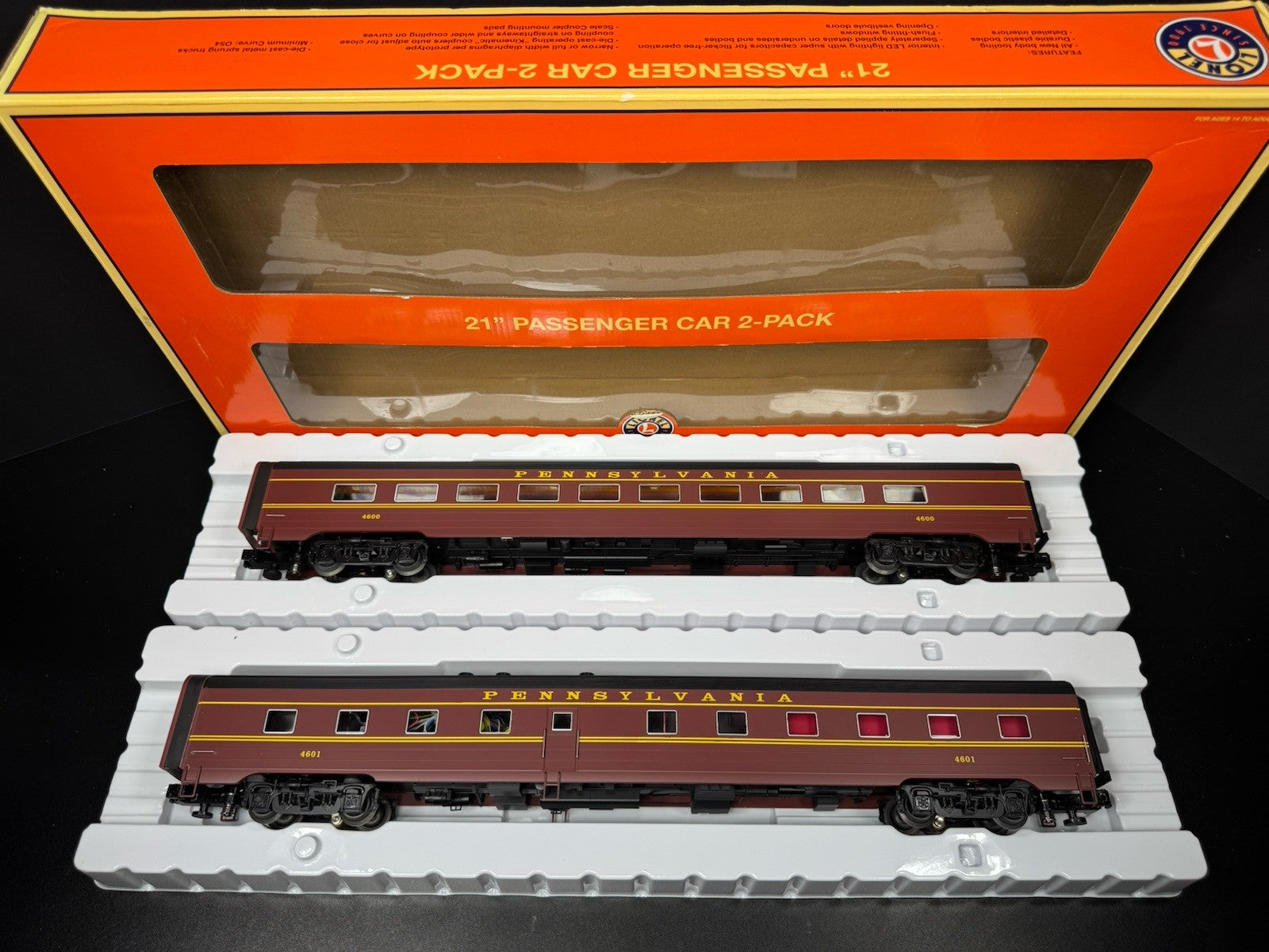 Lionel 6-83002 PRR Broadway Limited 21" StationSounds diner 2-car set LNIB0