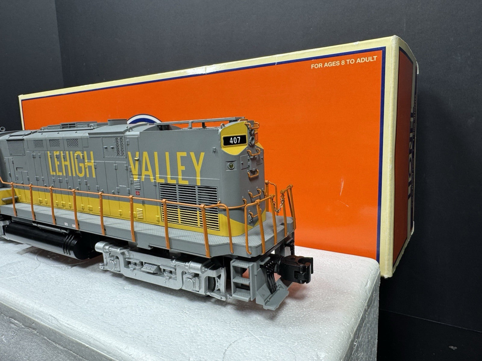Lionel 6-28218 TMCC Lehigh Valley "Yellow Jacket" C-420 diesel engine #407 LNIB4