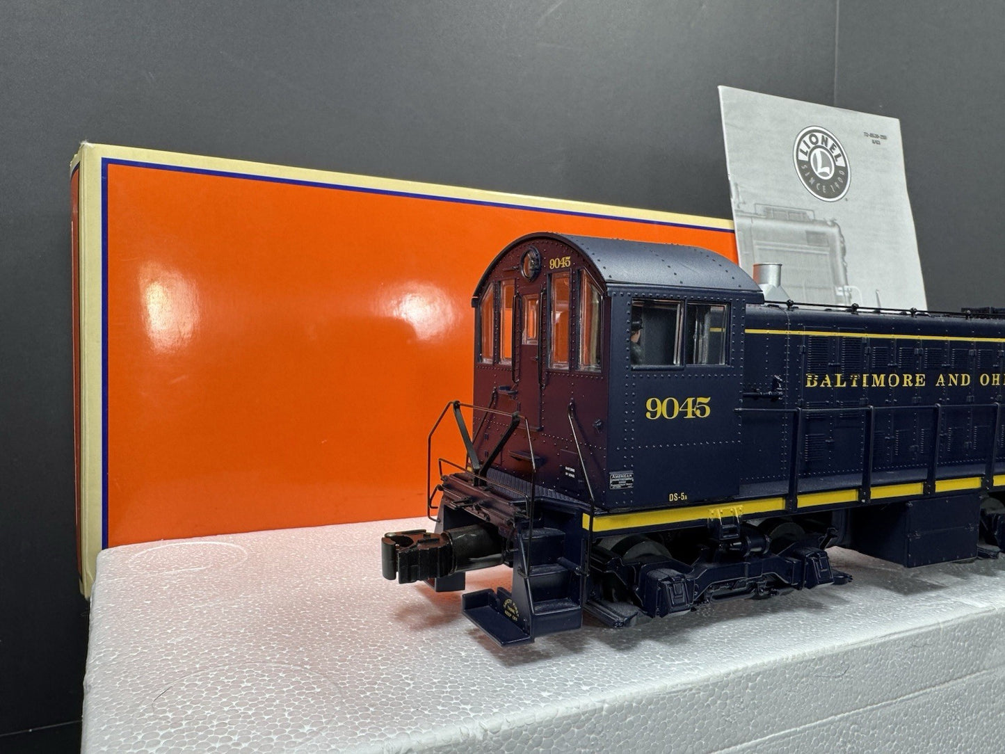 Lionel 6-28539 TMCC Baltimore & Ohio B&O S-2 diesel switcher engine #9045 LNIB5