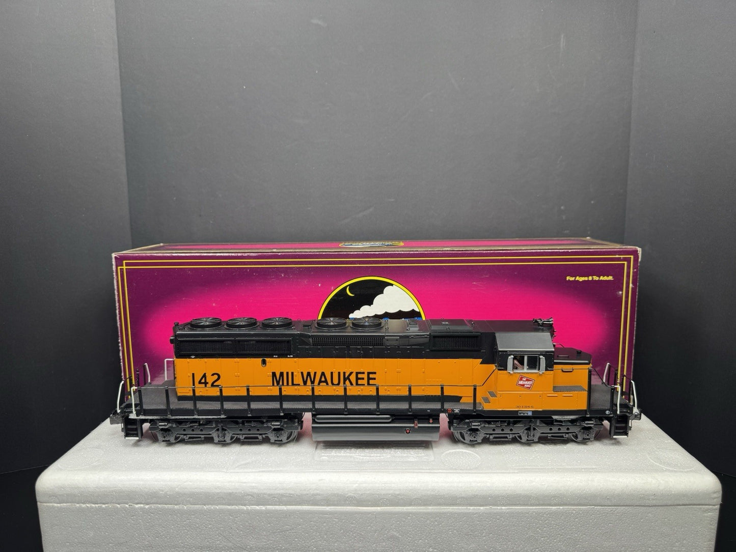 MTH 20-2668-1 Milwaukee Road SD40-2 diesel engine #142 PS2 BCR LNIB5