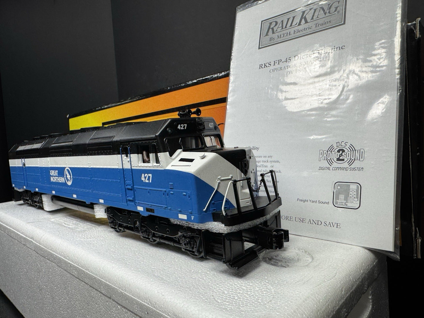 MTH RailKing 30-2459-1 Great Northern GN FP45 diesel engine #427 PS2 BCR LNIB9