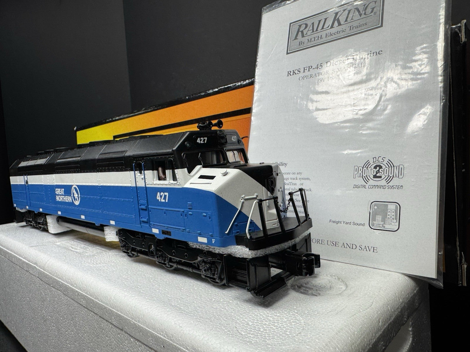 MTH RailKing 30-2459-1 Great Northern GN FP45 diesel engine #427 PS2 BCR LNIB9