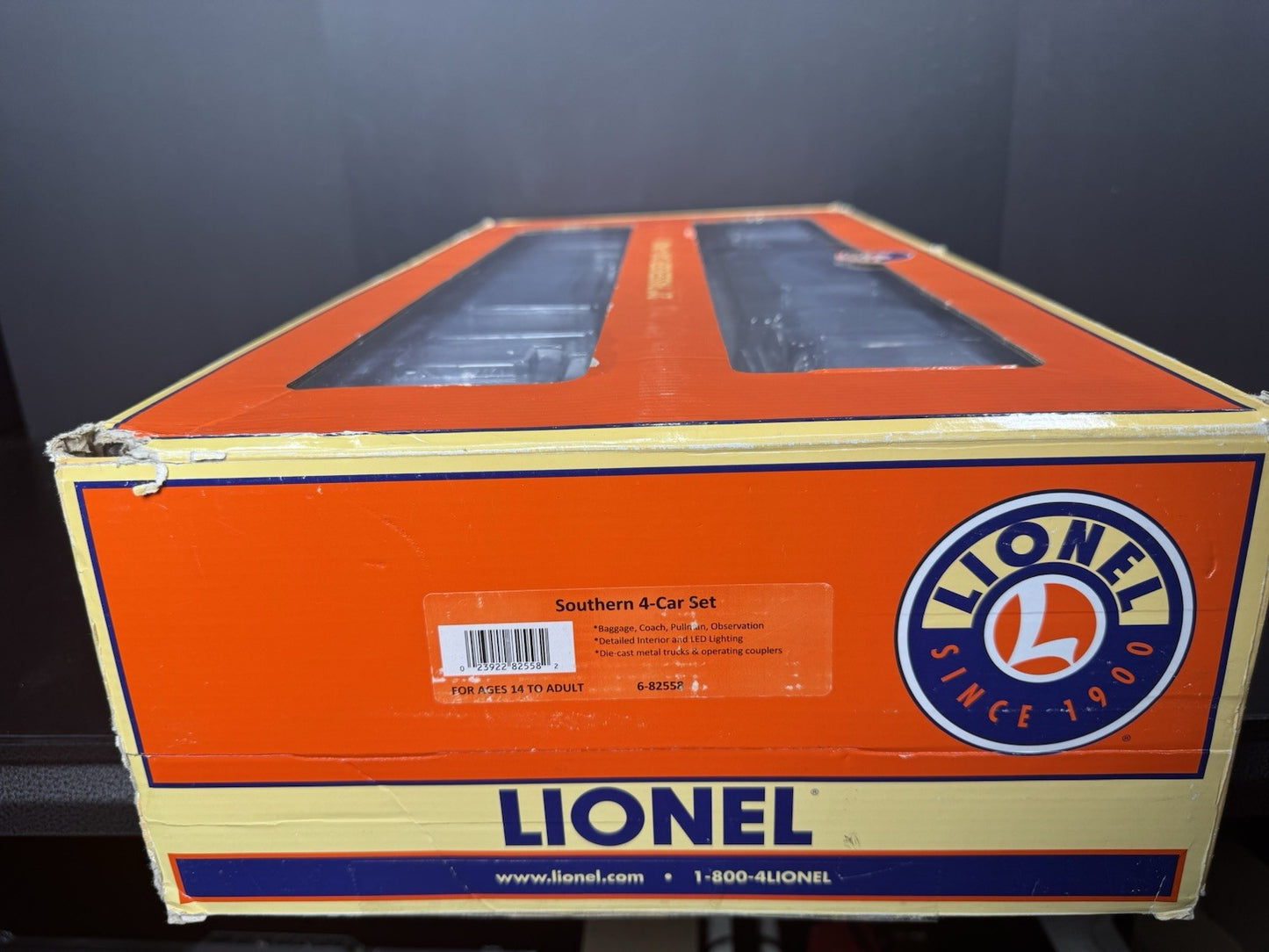 Lionel 6-82558 Southern 21" streamlined passenger 4-car LNIB8