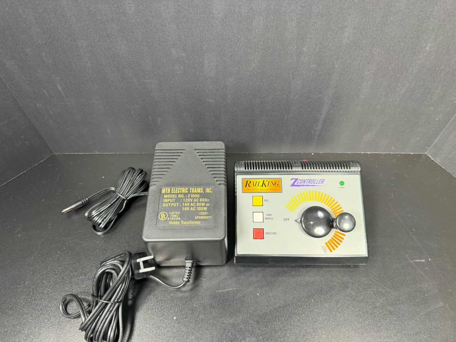 MTH RailKing 40-1000 Z-1000 100-watt power supply transformer & controller0