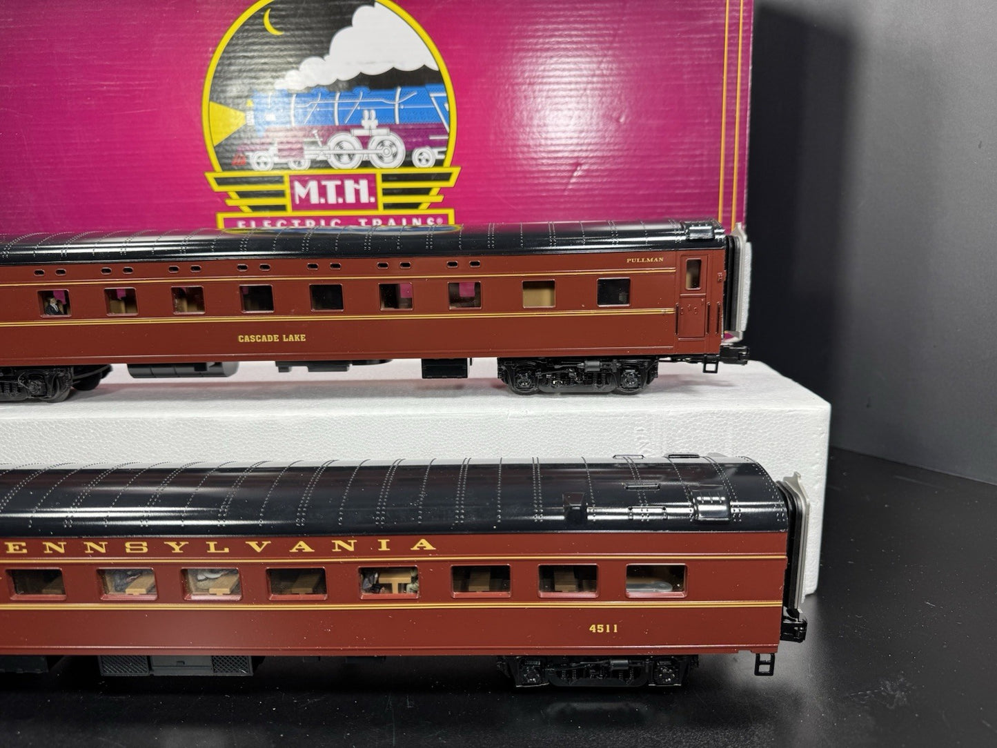 MTH 2064096 Pennsylvania PRR 70' sleeper diner passenger 2car set LNIB8