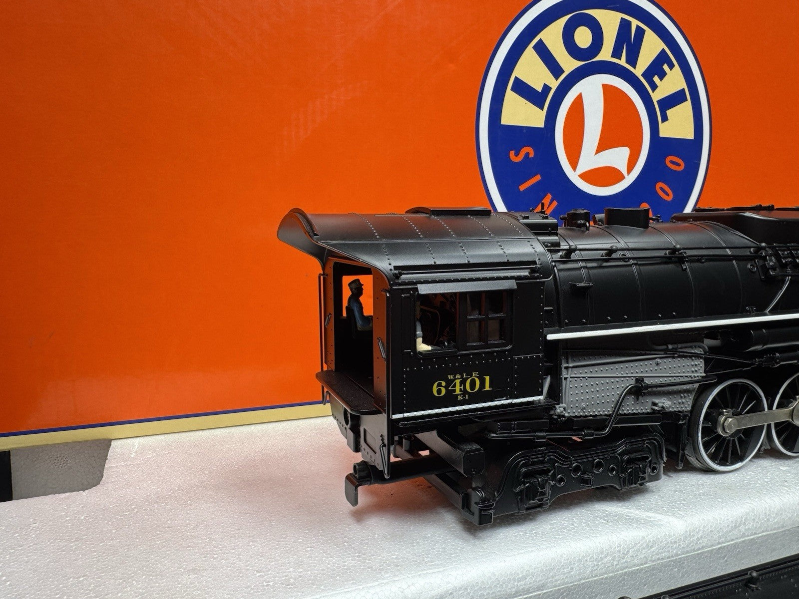 Lionel LEGACY 6-84690 Wheeling & Lake Erie Berkshire steam engine #6401 LNIB7