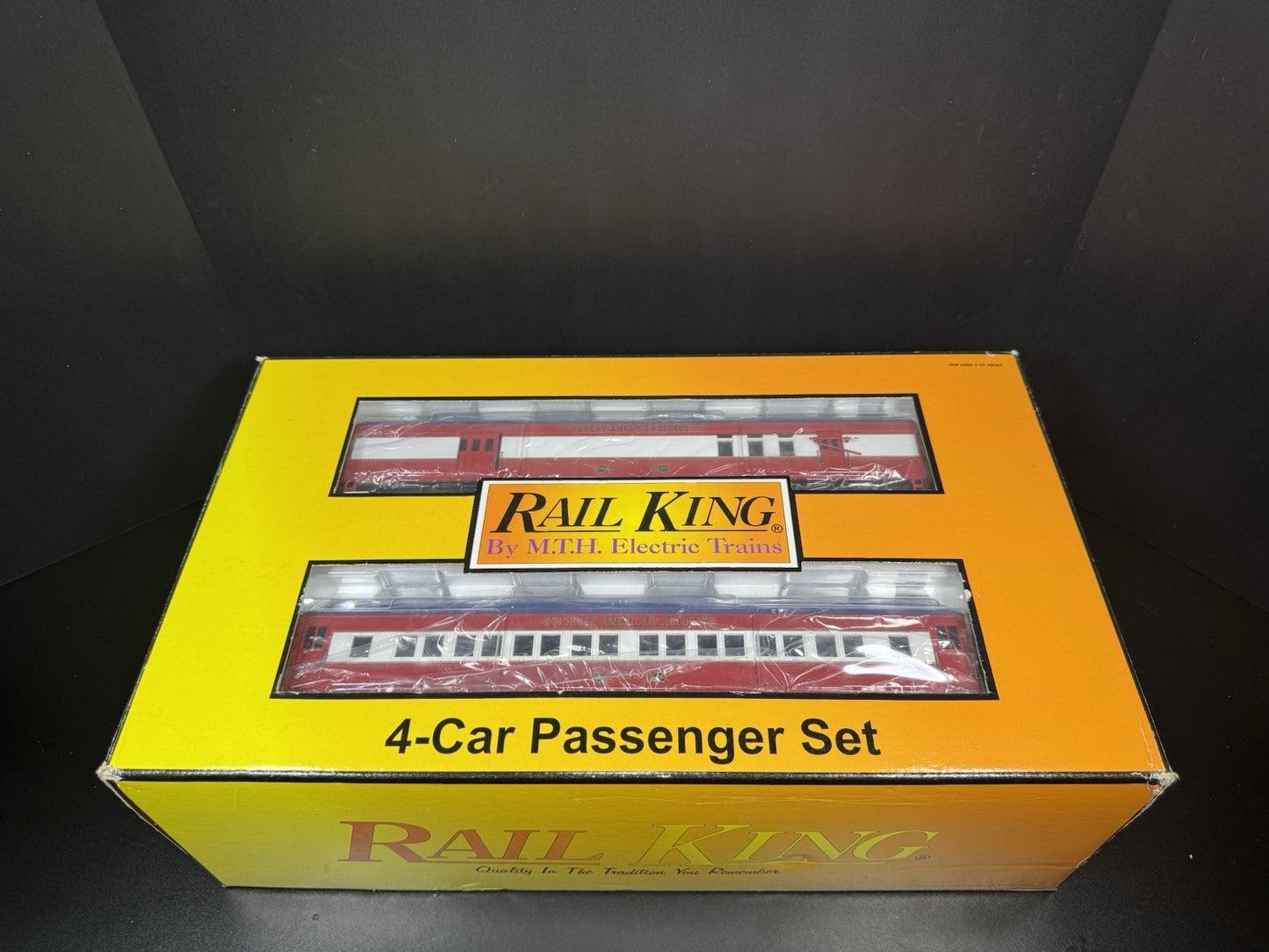 MTH RailKing 30-6940 Circus 60' Madison passenger 4-car set LNIB6