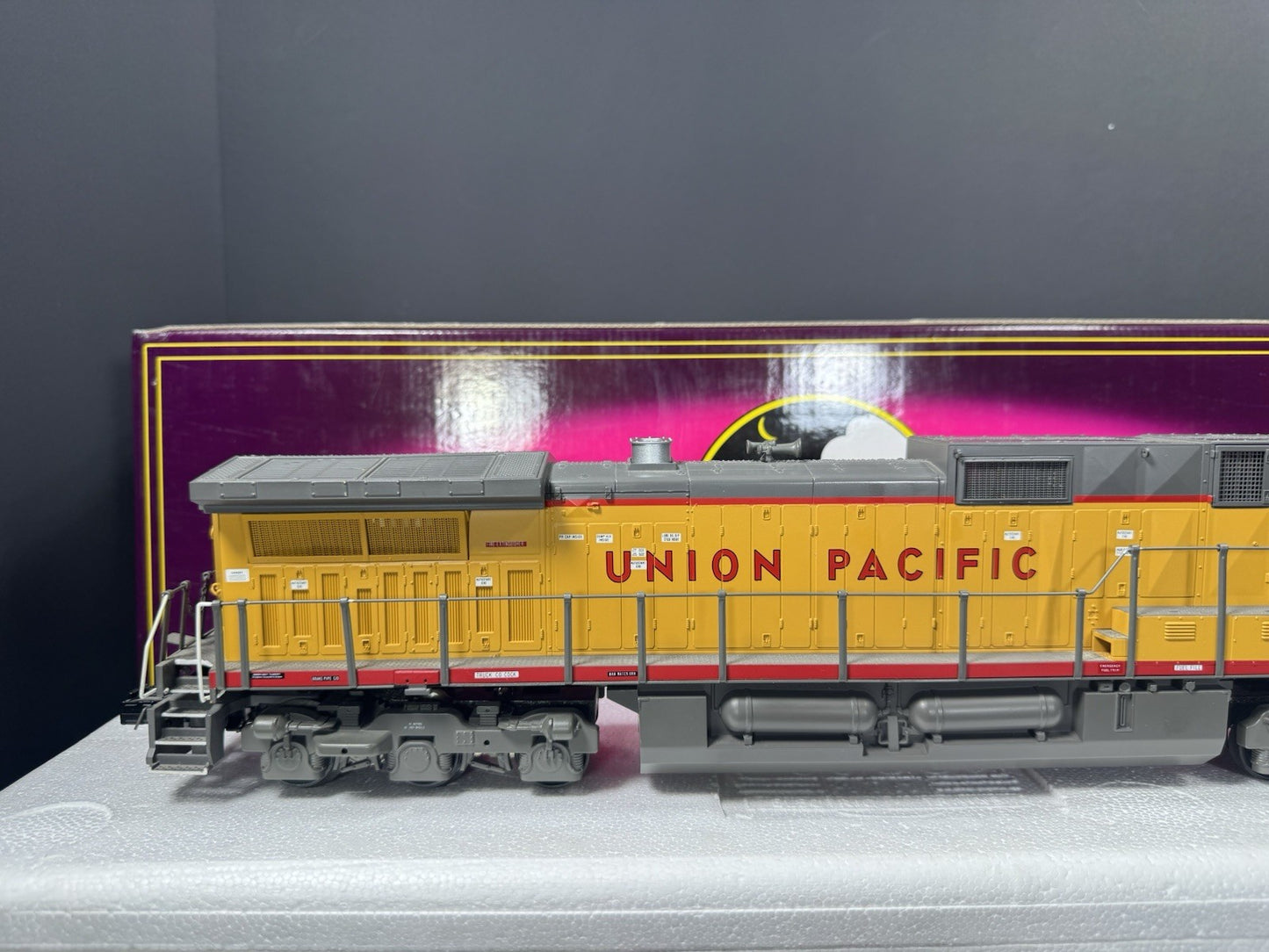 MTH 20-2270-1 Union Pacific UP Dash-9 diesel engine #9714 PS 2.0 BCR EX7