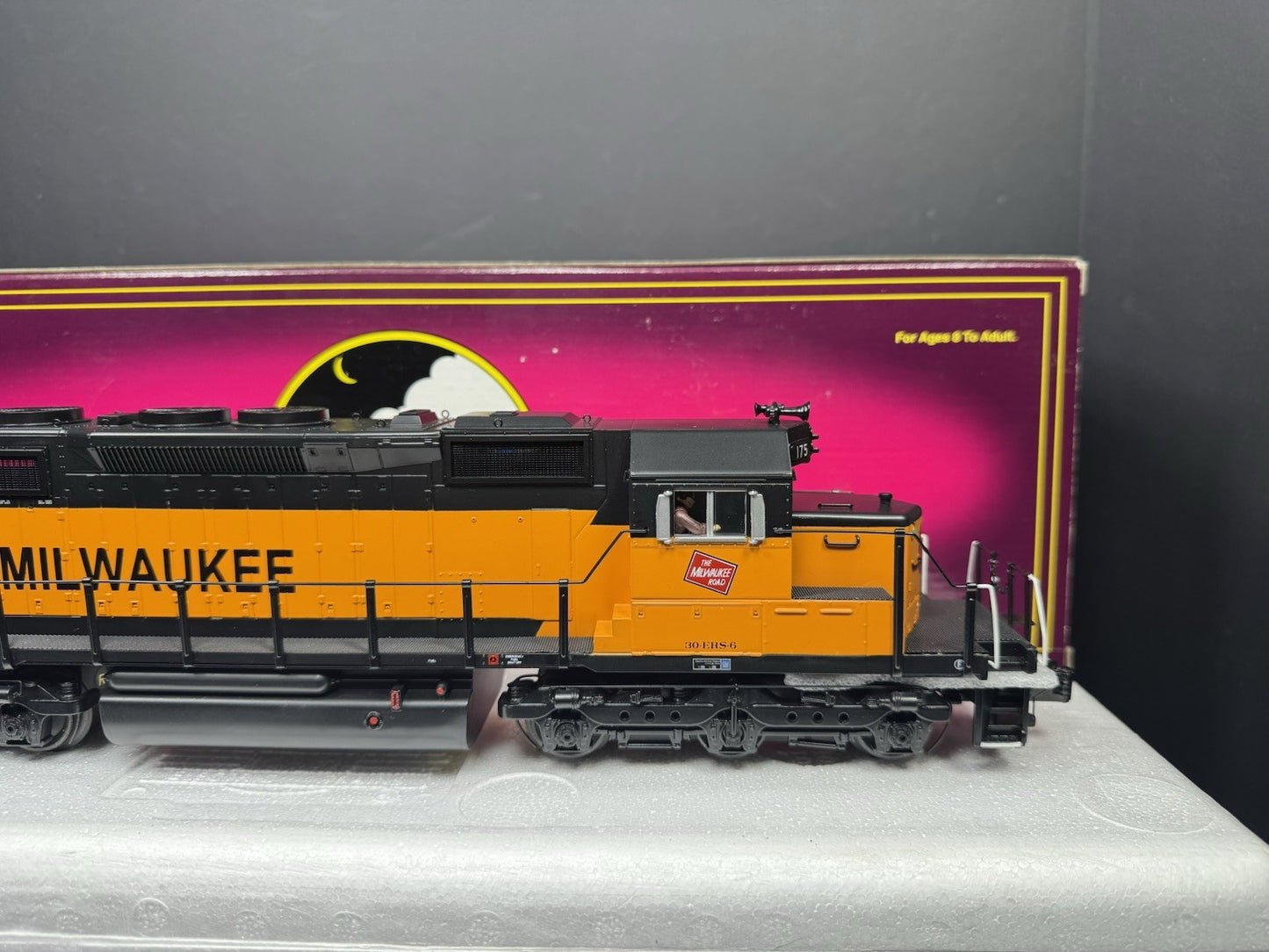 MTH 20-2668-1 Milwaukee Road SD40-2 diesel engine #175 PS2 BCR LNIB8