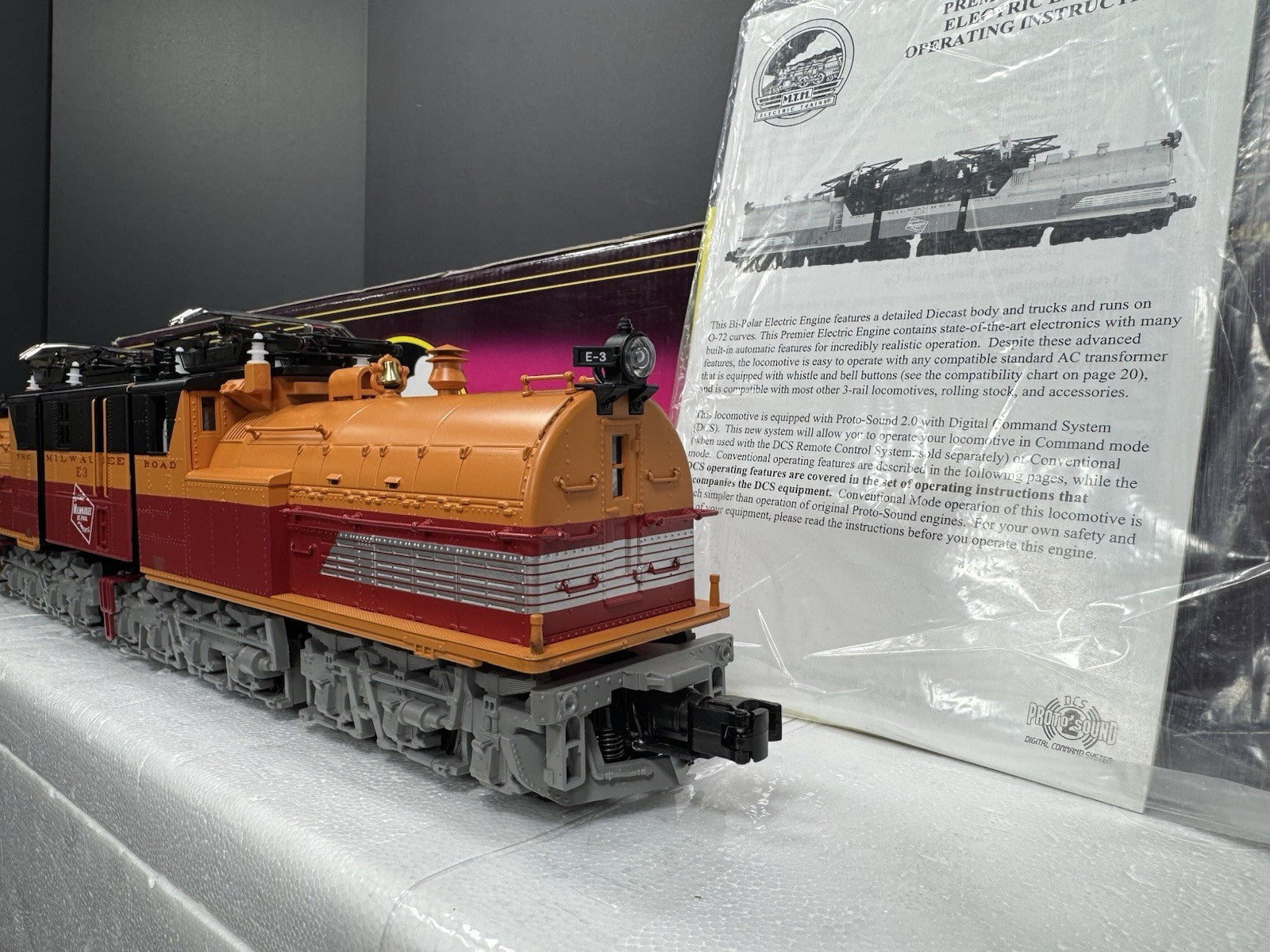 MTH 20-5511-1 Milwaukee Road E-2 Bi-Polar electric engine #E3 PS2 BCR EX9