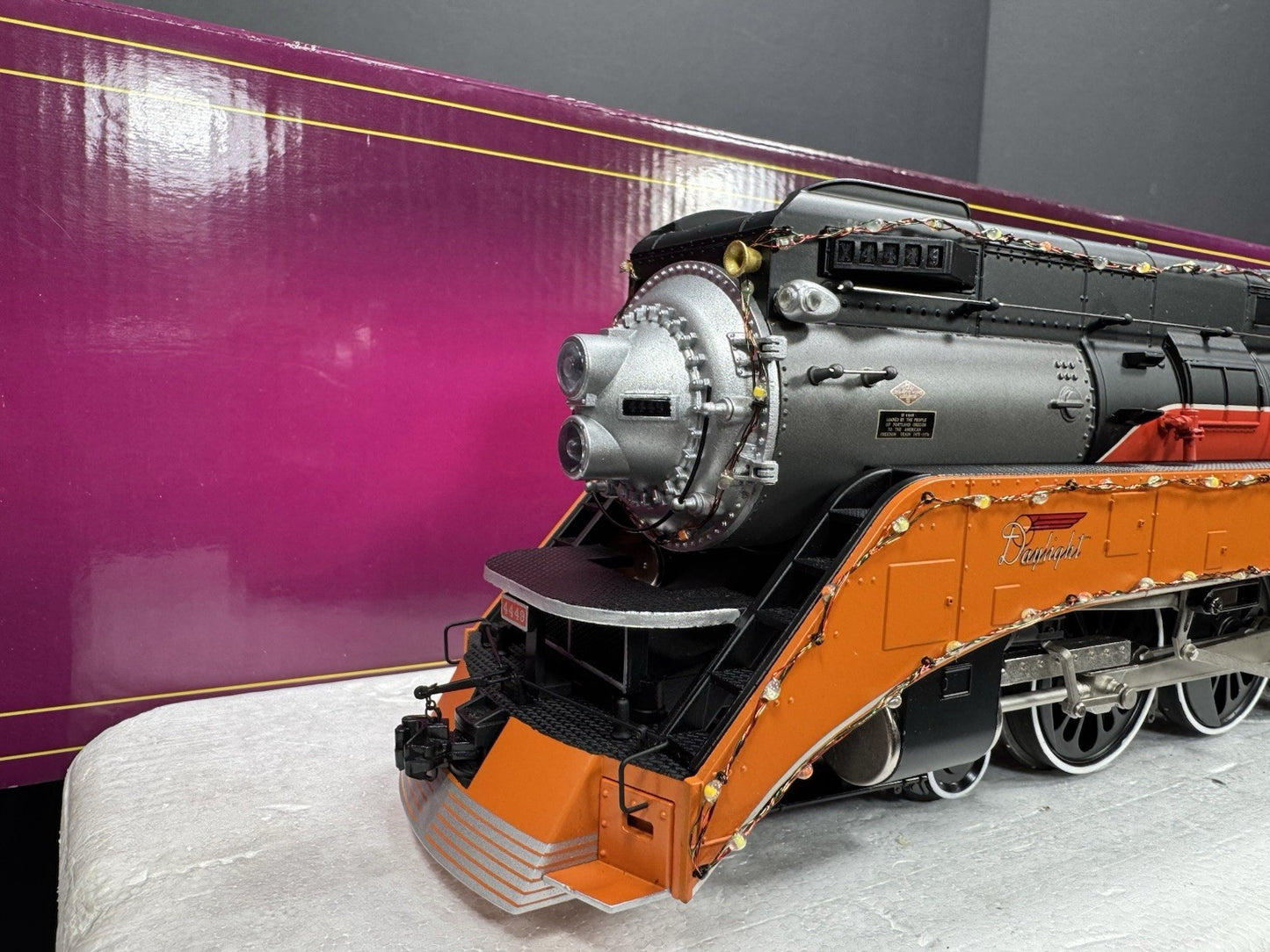 MTH 20-3758-1 SP daylight GS-4 steam engine w Christmas LED lights #4449 PS3 LN1