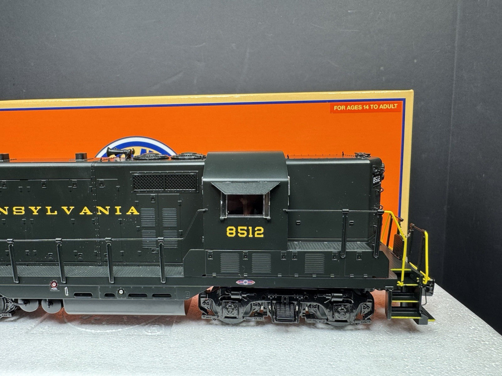 Lionel LEGACY 6-28573 Pennsylvania PRR GP7 diesel engine #8512 LNIB3