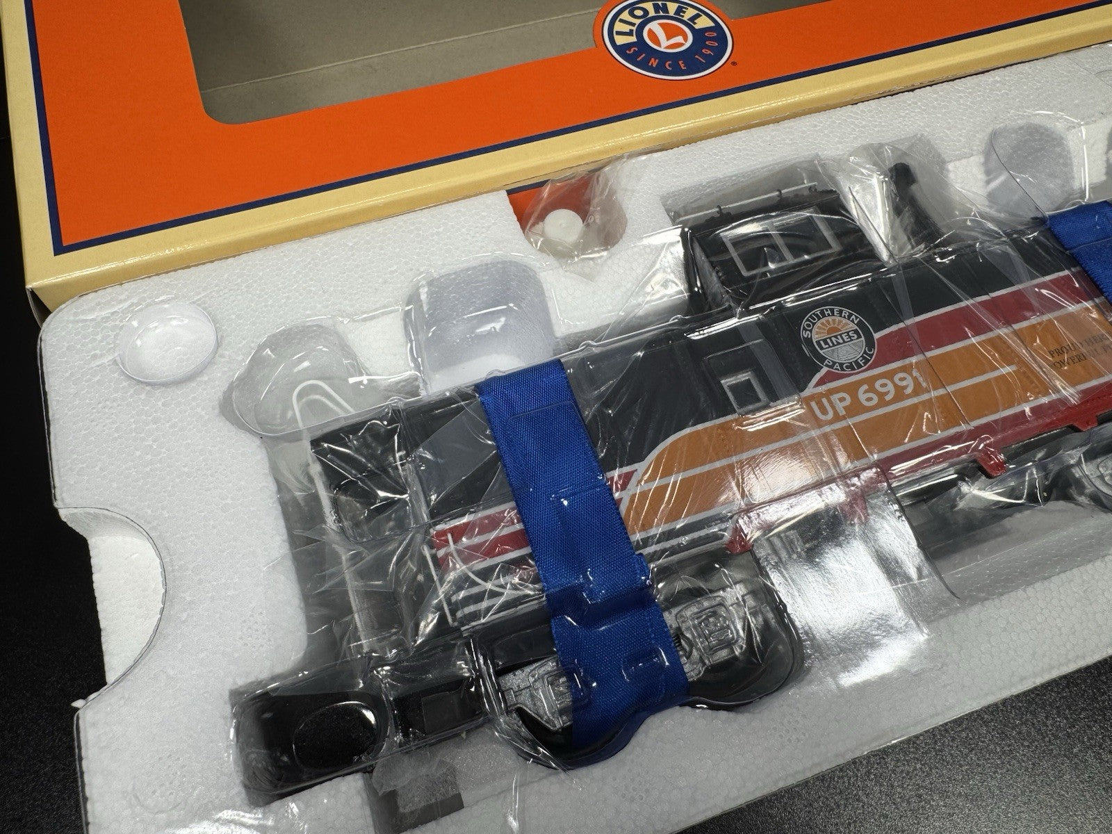 Lionel 6-27626 UP heritage Southern Pacific CA-4 smoking caboose #6991 NIB1