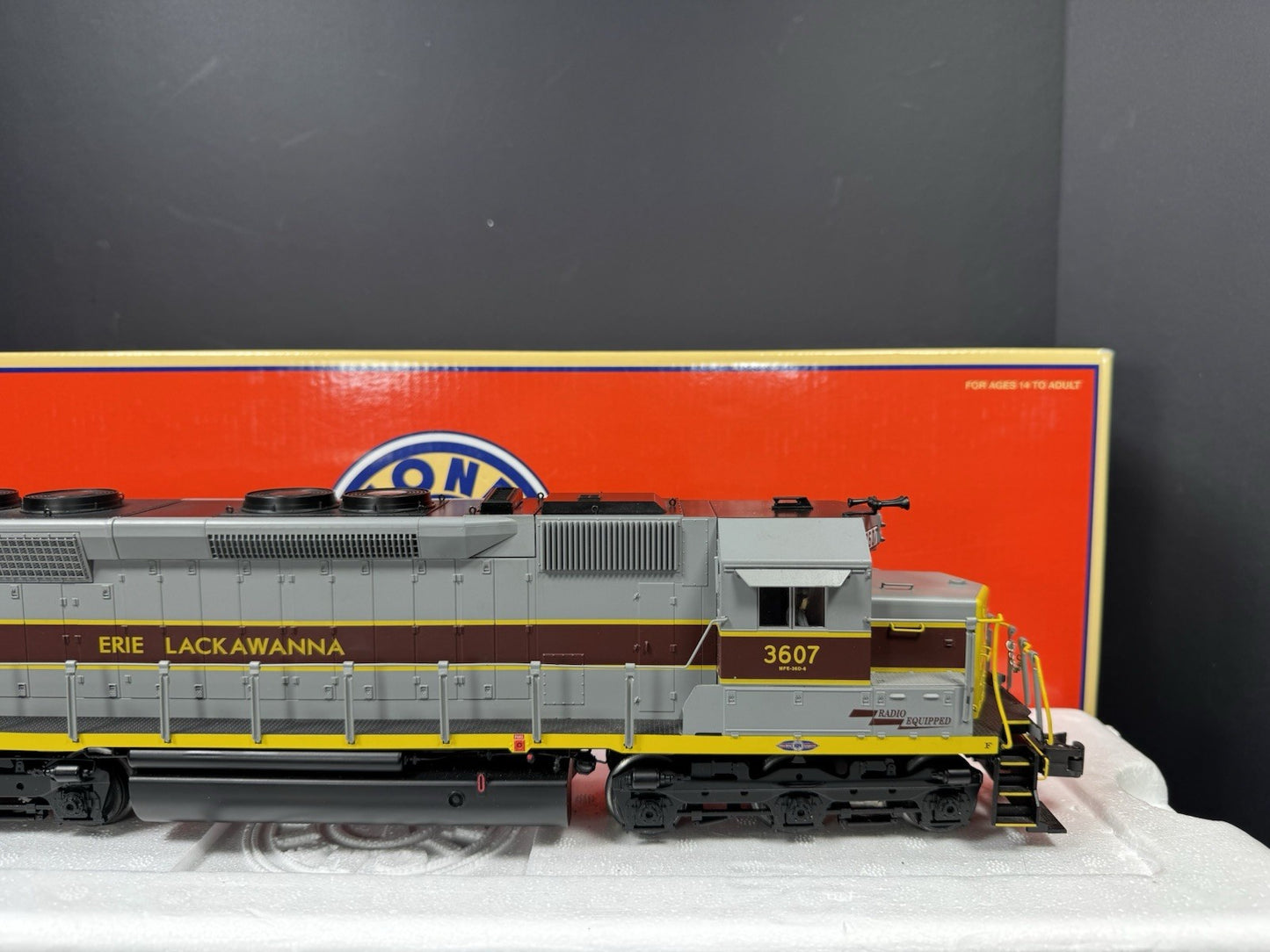 Lionel LEGACY 6-83368 Erie Lackawanna SD45 diesel engine #3607 EX2