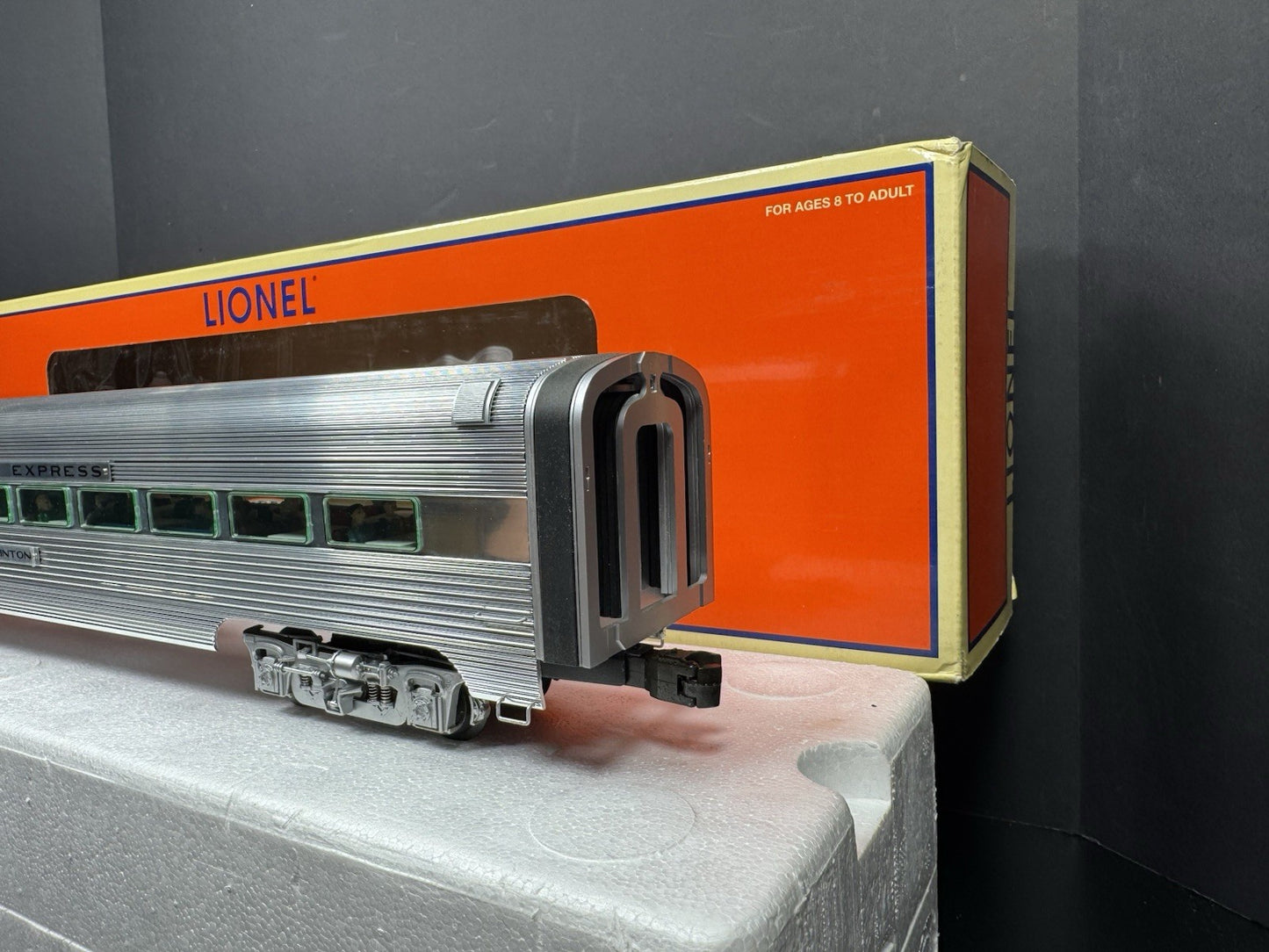 Lionel 6-29181 NYC Empire State Express 18" StationSounds diner car LNIB9