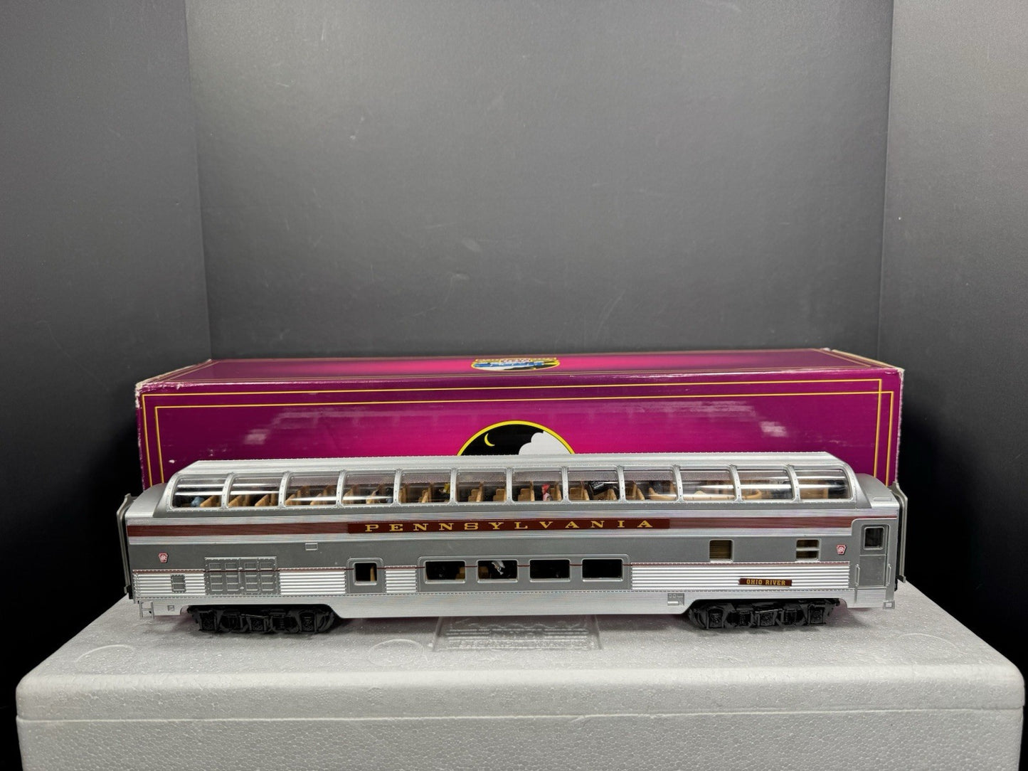 MTH 20-64066 Pennsylvania PRR 70' full vista dome passenger car LNIB0