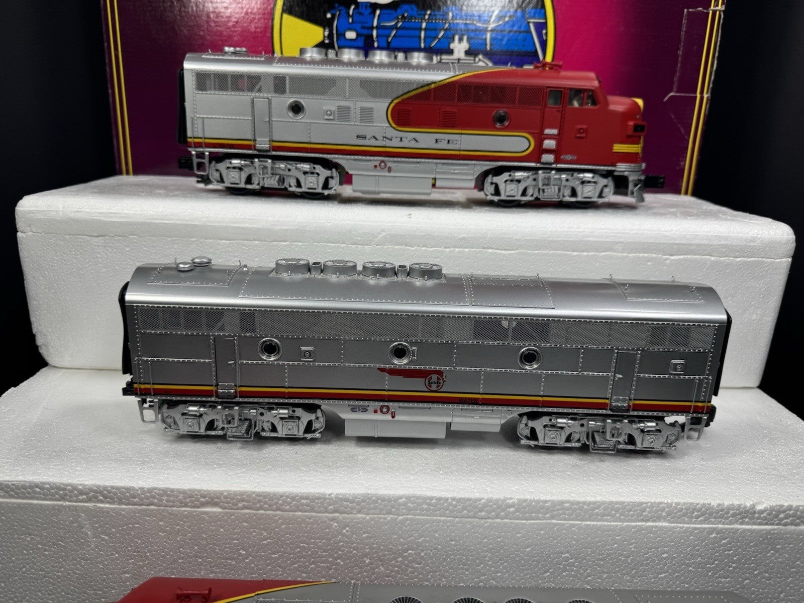 MTH 20-2676-1E Santa Fe Warbonnet F-3 diesel engine ABA set PS2 BCR EX8