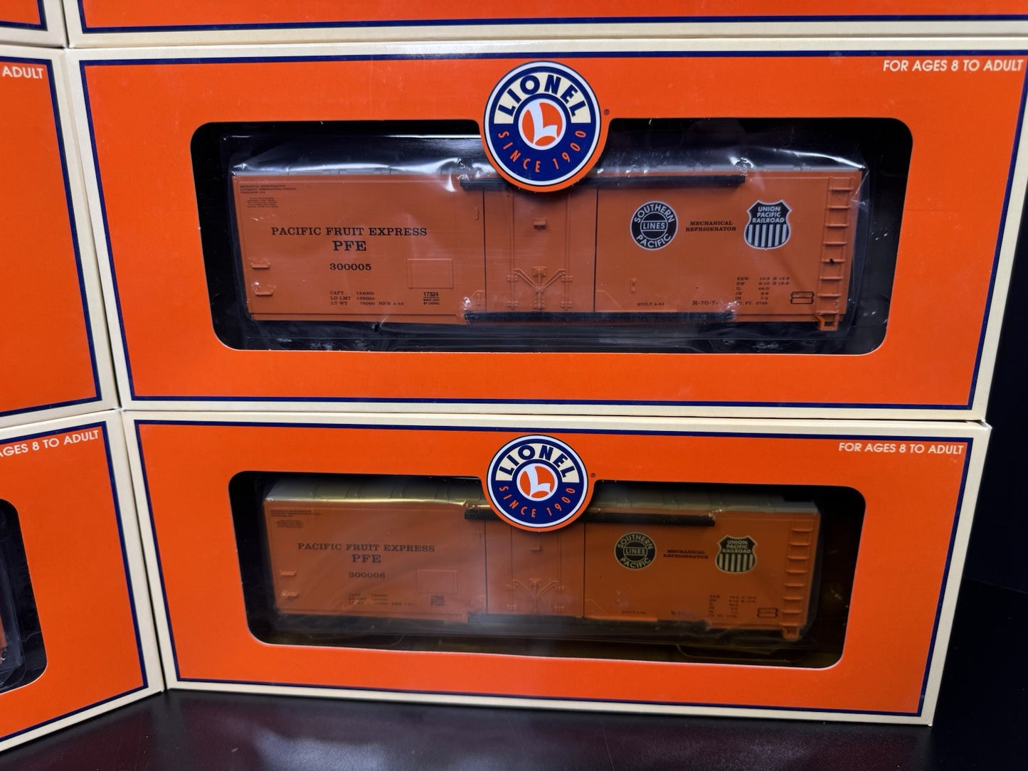 Lionel 6-17319 Pacific Fruit Express PFE orange reefer car 6-pack LNIB11