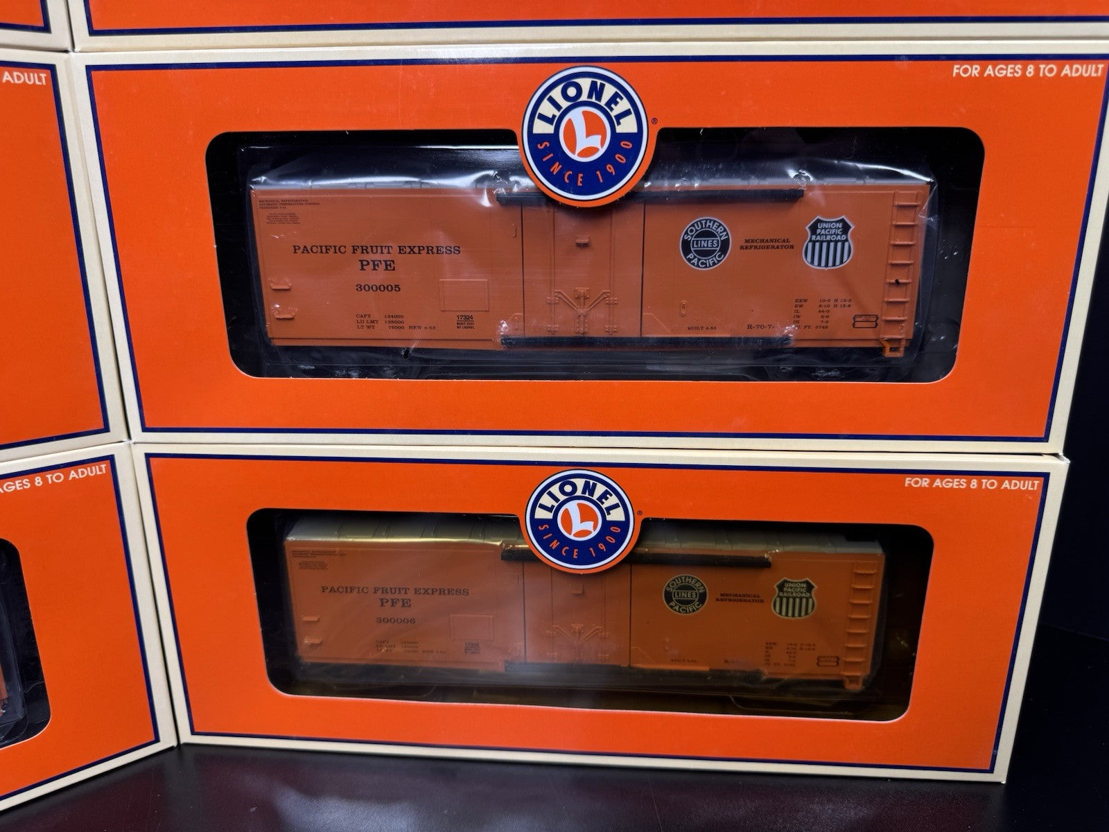 Lionel 6-17319 Pacific Fruit Express PFE orange reefer car 6-pack LNIB11