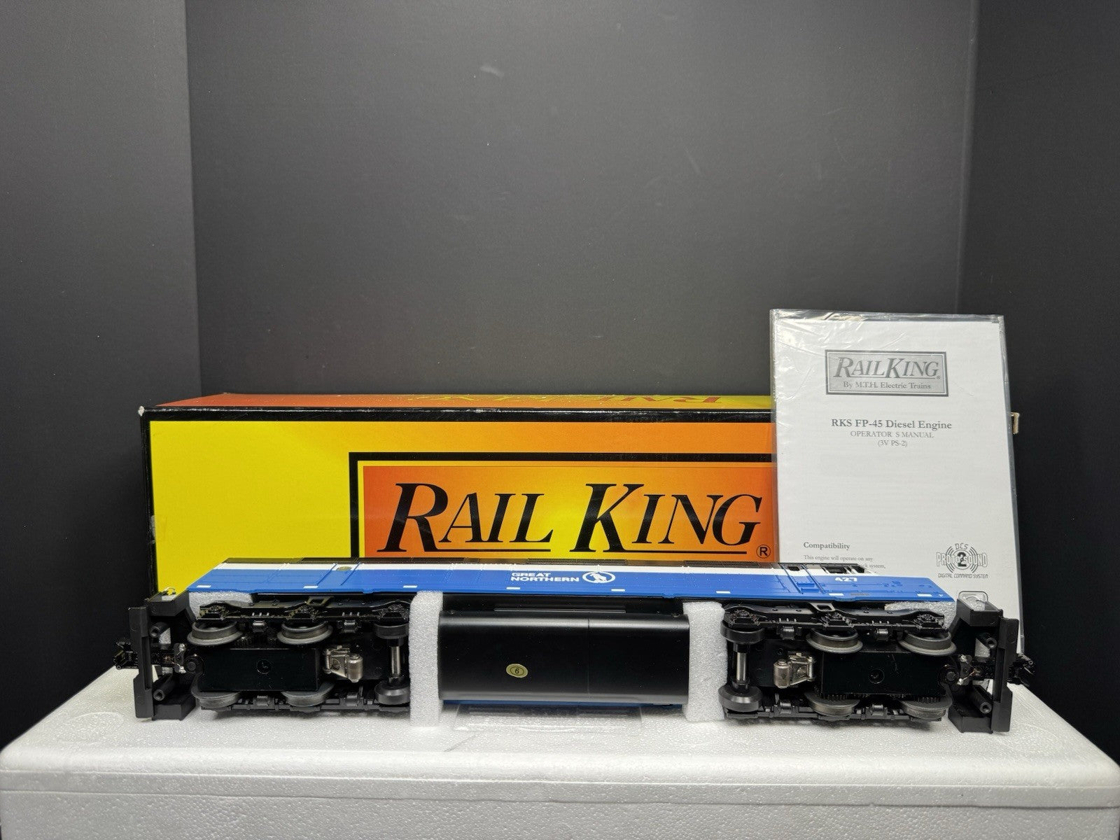 MTH RailKing 30-2459-1 Great Northern GN FP45 diesel engine #427 PS2 BCR LNIB10
