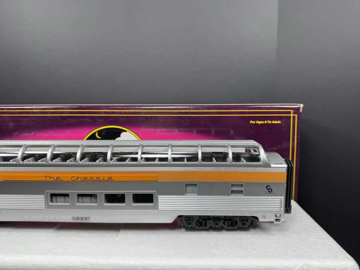 MTH 20-6749 Chessie 70' full-length vista dome passenger car #1852 LNIB3