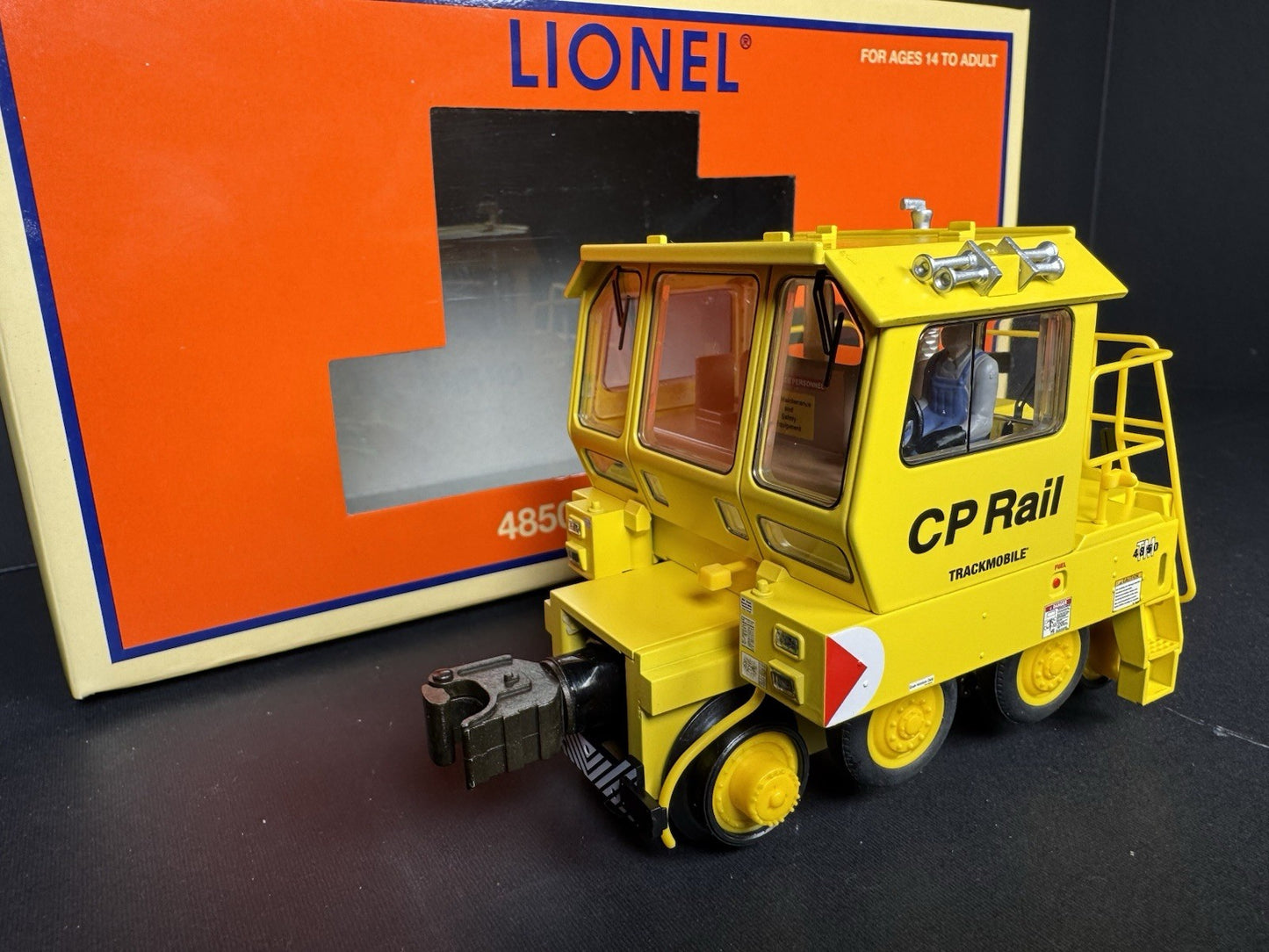 Lionel 6-28450 TMCC Canadian Pacific CP Rail trackmobile LNIB1