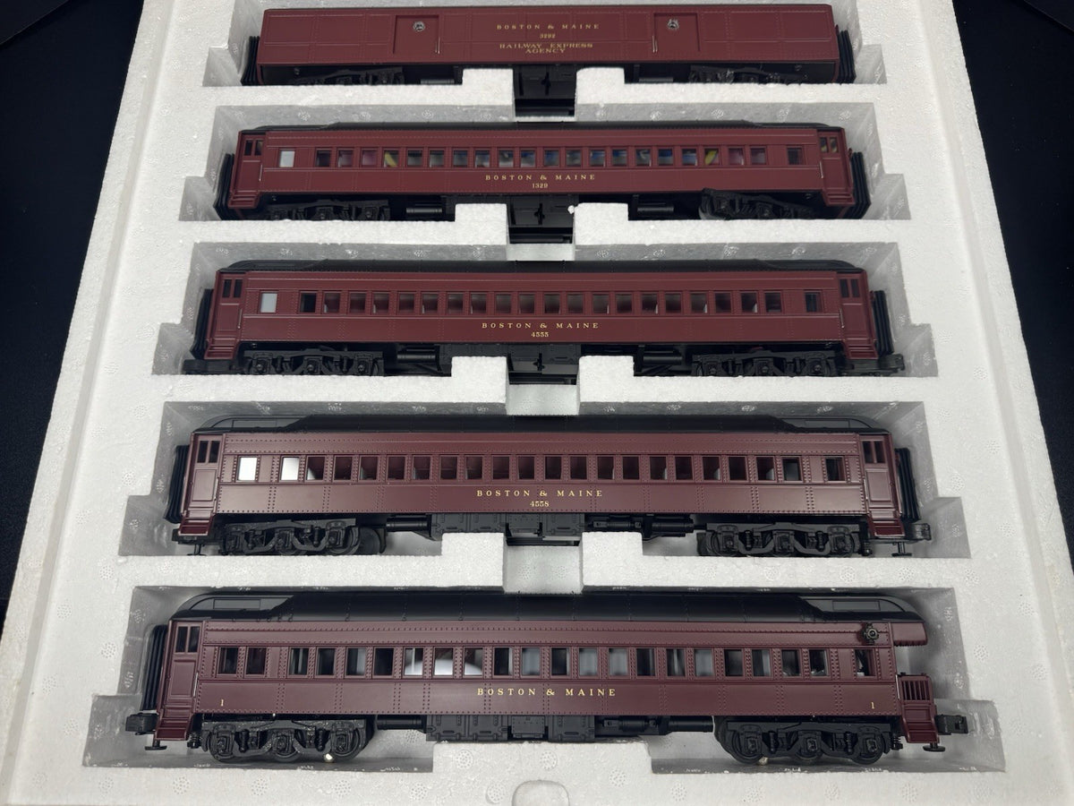 MTH 20-4027 Boston & Maine B&M 70' Madison passenger 5-car set EX2