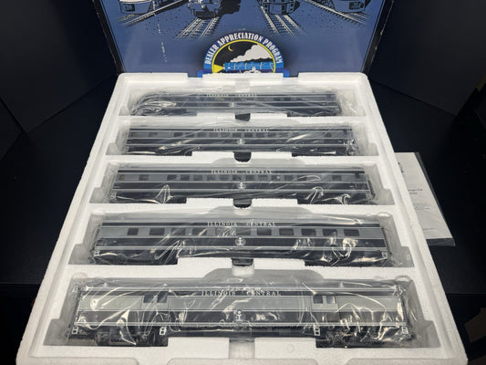 MTH 20-65153 DAP Illinois Central IC 70' streamlined passenger 5-car set LNIB0