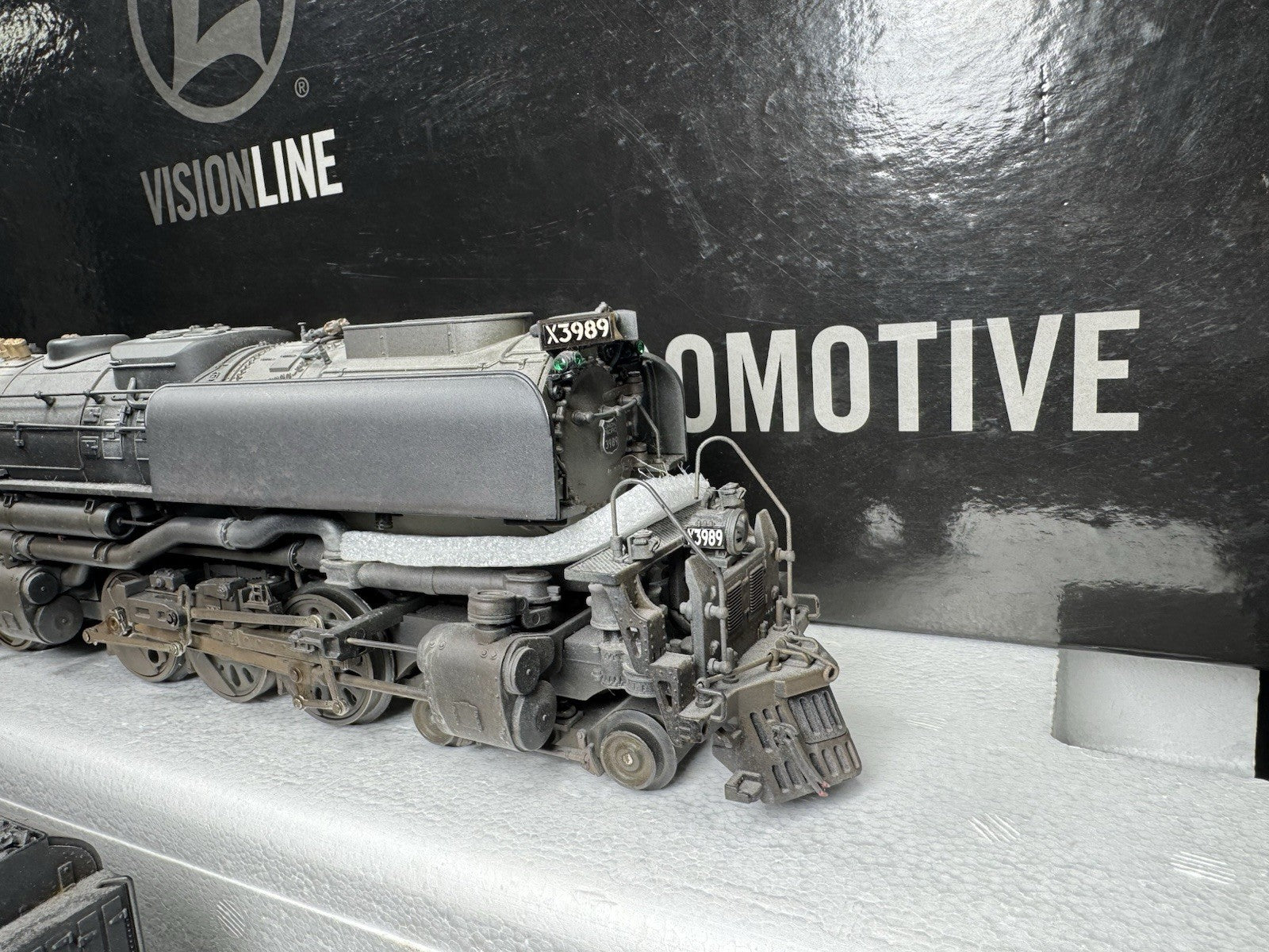 Lionel VISIONLINE 6-11220 Union Pacific 4-6-6-4 Challenger steam engine #3989 LN7