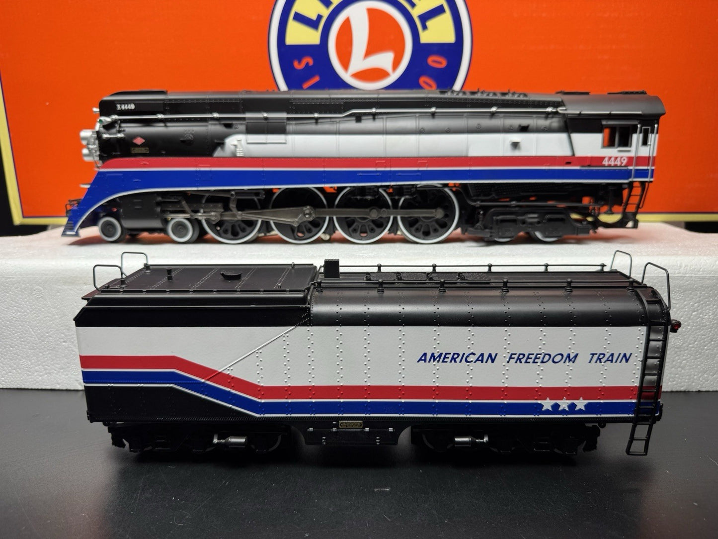 Lionel LEGACY 6-83197 American Freedom Train GS-4 steam engine #4449 LNIB HTF5