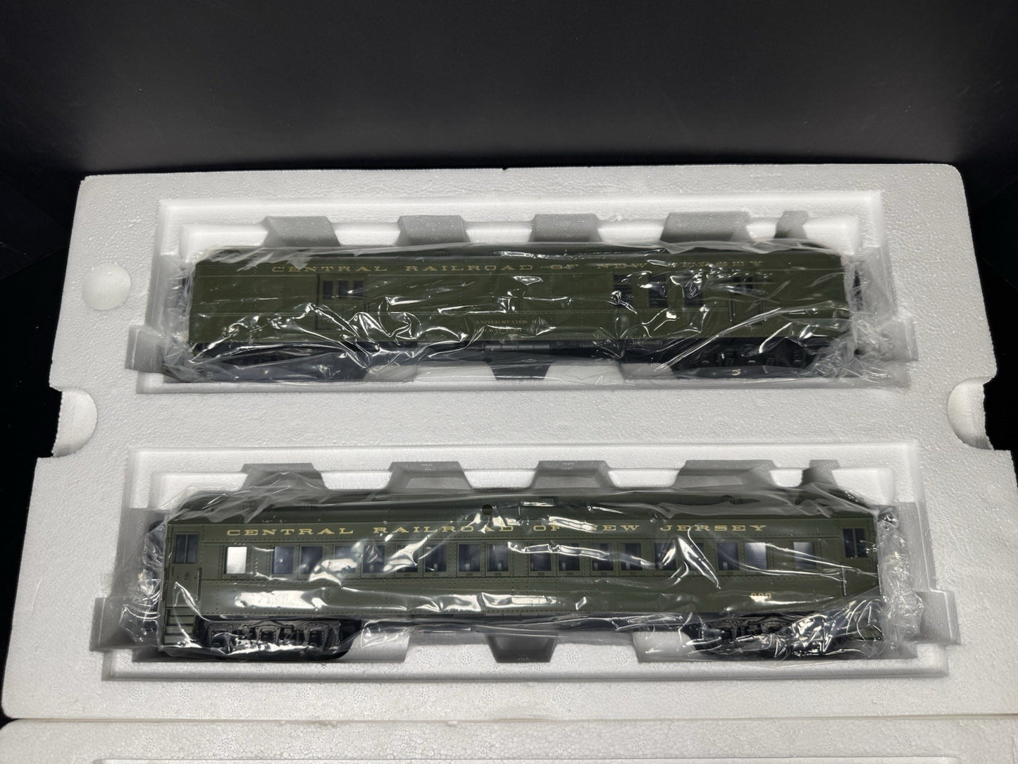 MTH RailKing 30-69010 Jersey Central CNJ 60' Madison passenger 4-car set LNIB2
