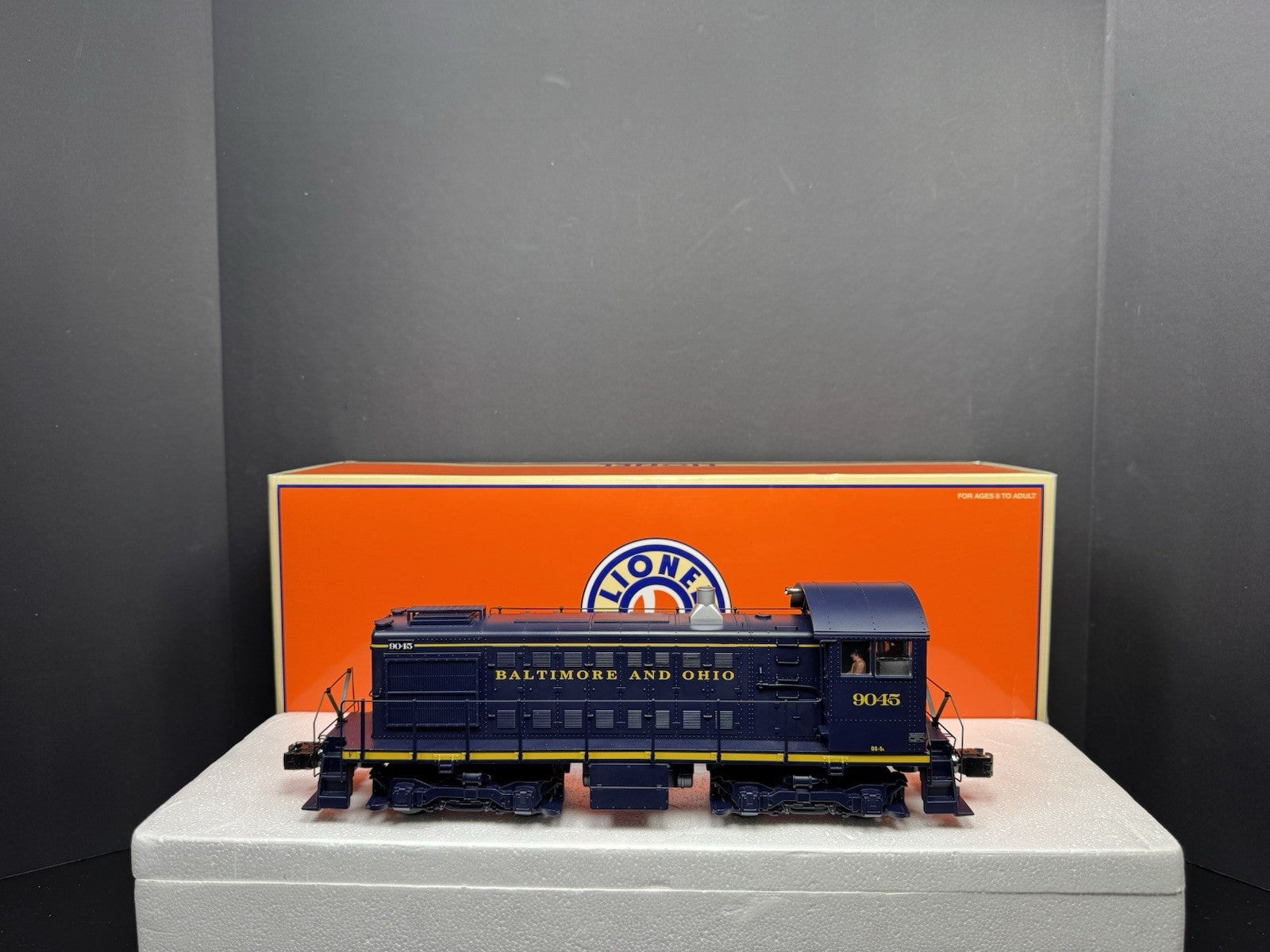 Lionel 6-28539 TMCC Baltimore & Ohio B&O S-2 diesel switcher engine #9045 LNIB0