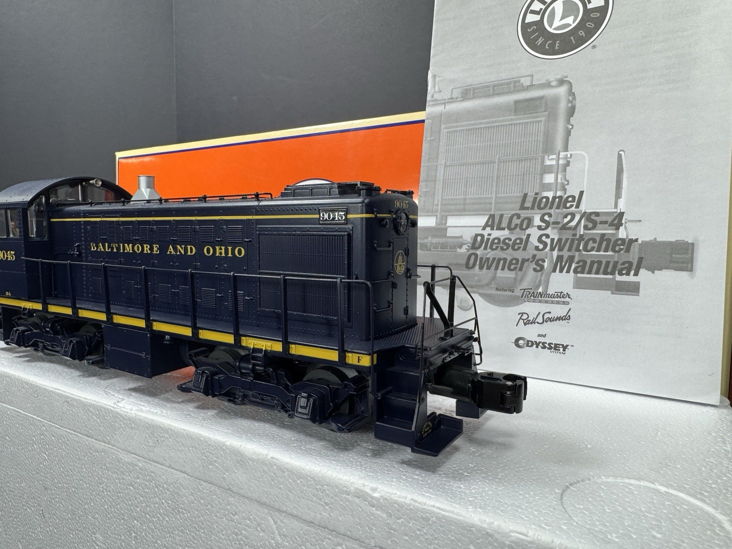 Lionel 6-28539 TMCC Baltimore & Ohio B&O S-2 diesel switcher engine #9045 LNIB7