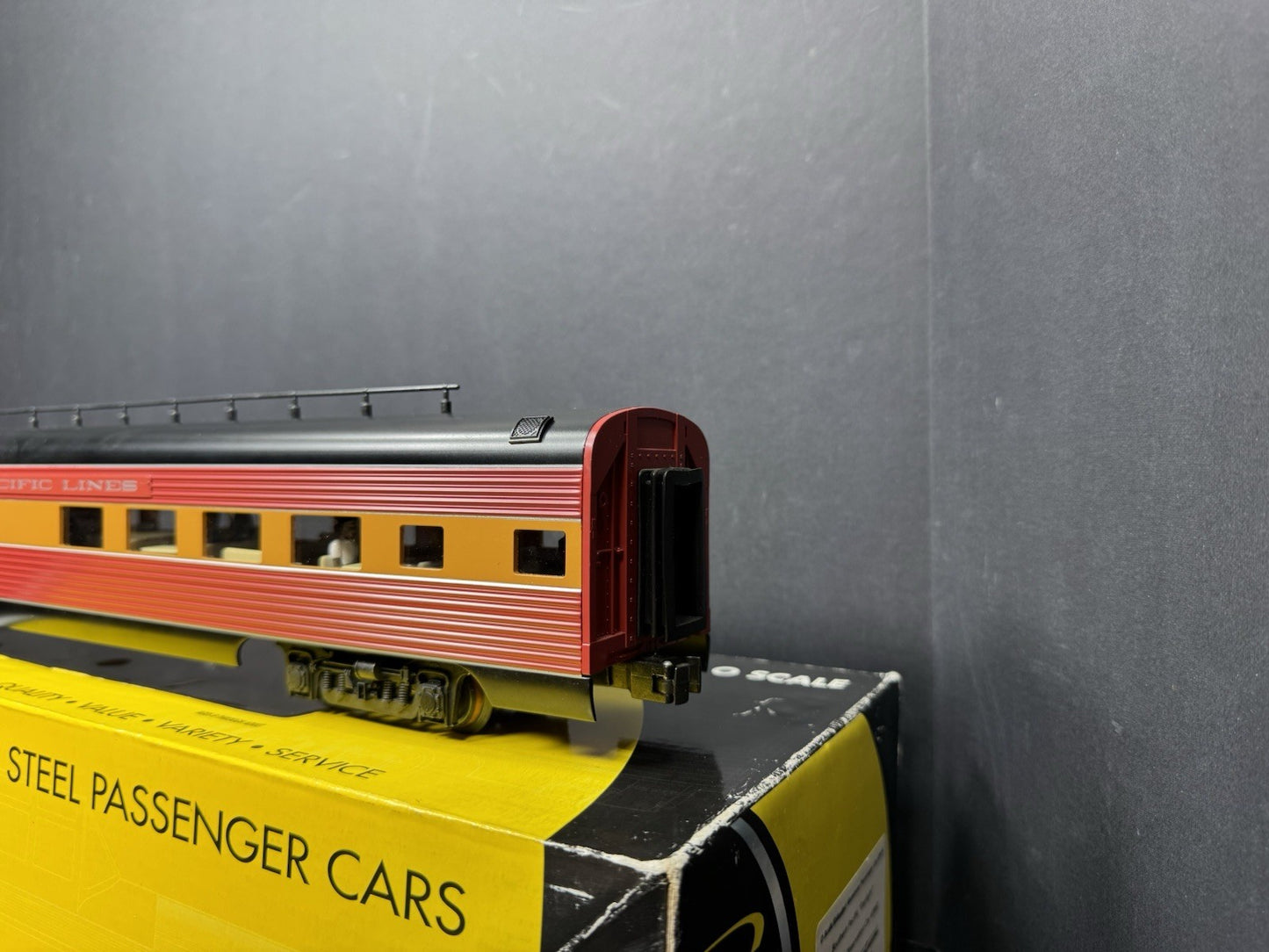 K-Line K4688-42952 Southern Pacific SP 21" aluminum observation car #2952 LNIB9