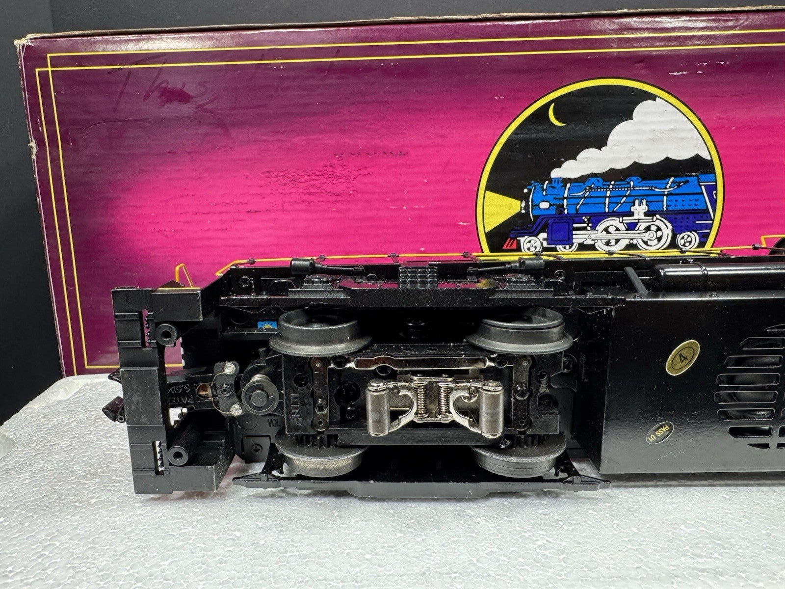 MTH 20-20213-1 New York Central NYC RS-11 high hood diesel engine #8011 PS3 EX12