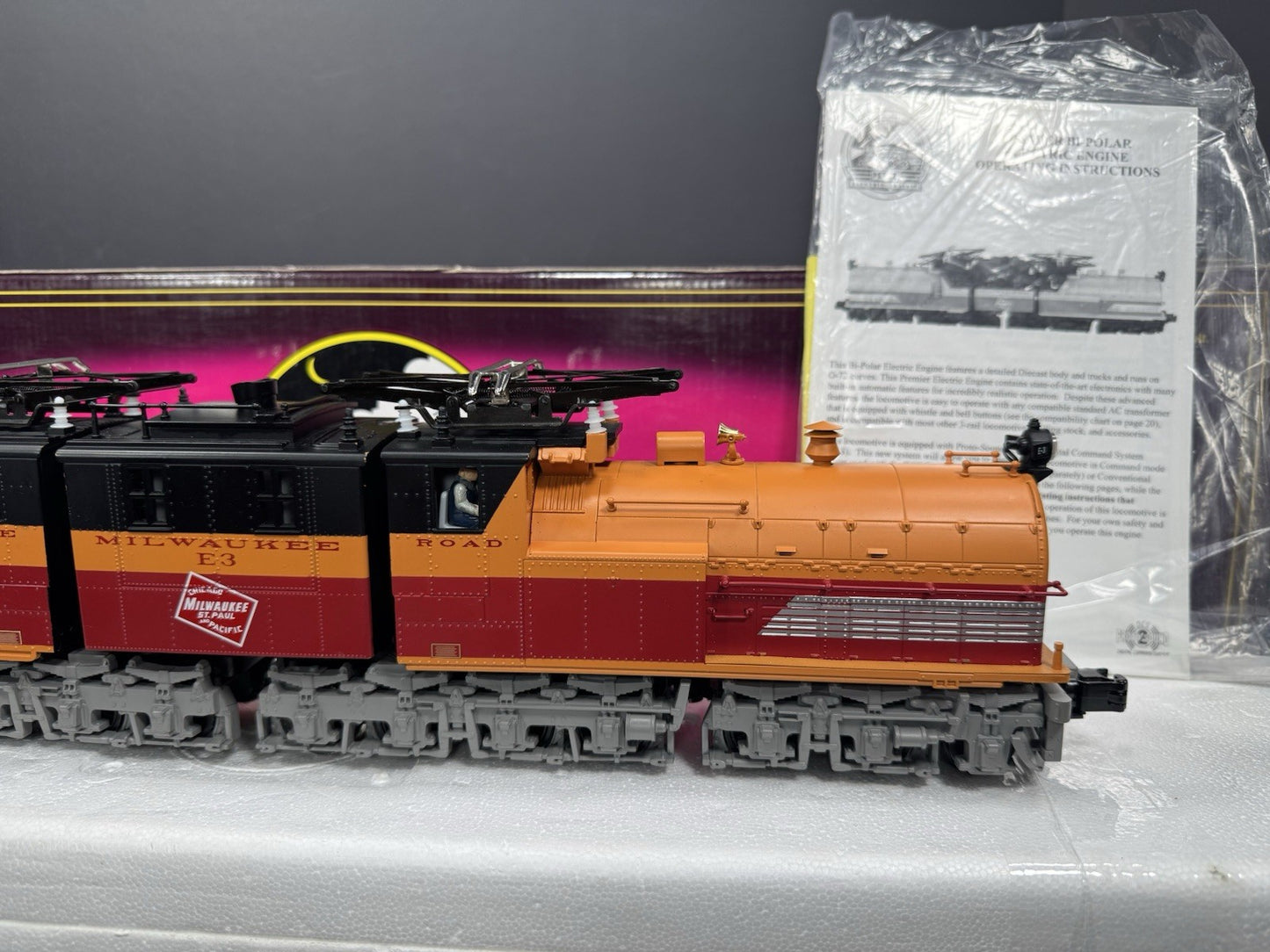 MTH 20-5511-1 Milwaukee Road E-2 Bi-Polar electric engine #E3 PS2 BCR EX3