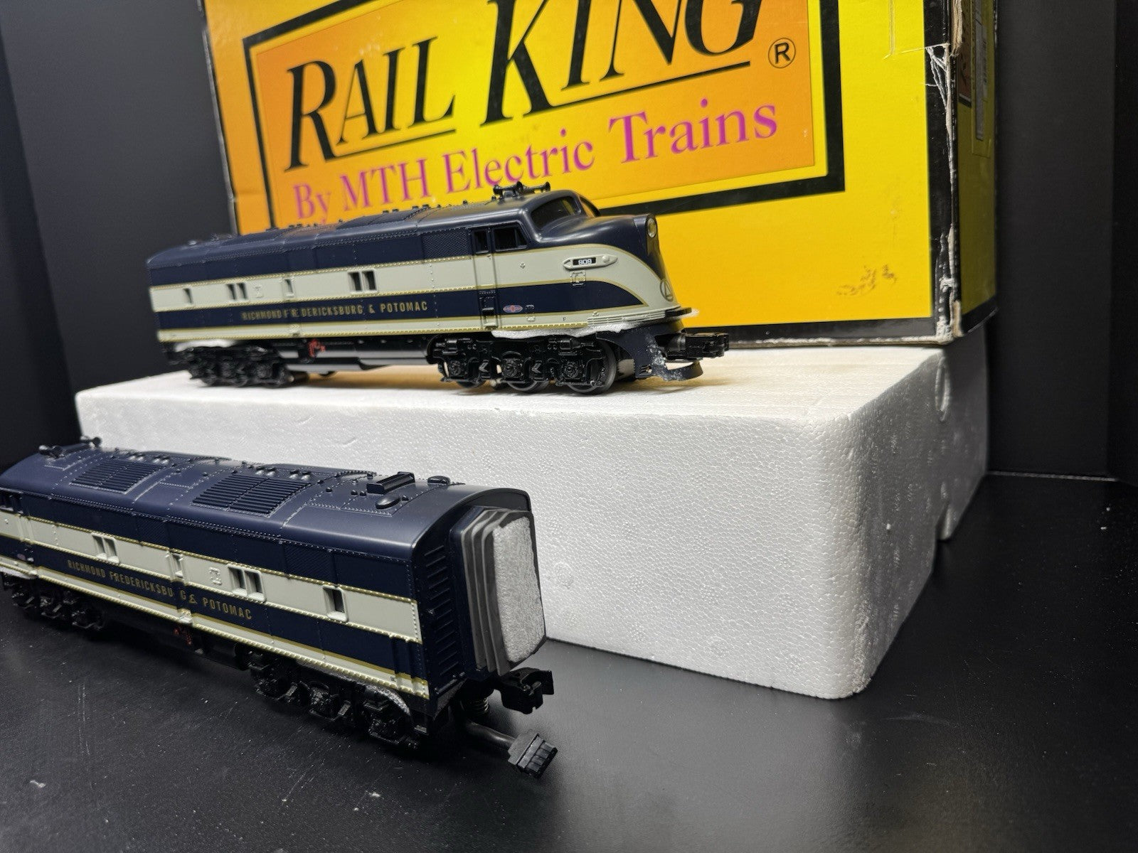 MTH RailKing 30-2970-1 Richmond RF&P E-3 diesel engine AA set PS 2 BCR EX9