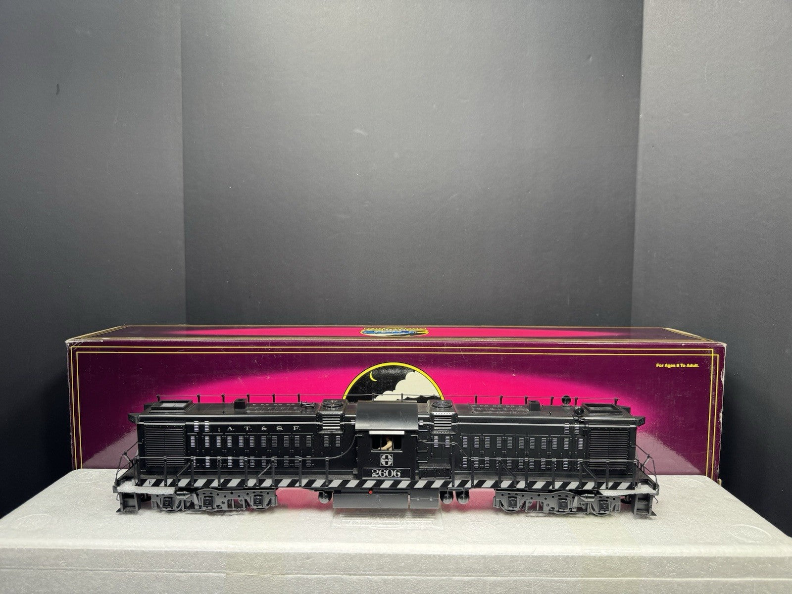 MTH 20-2427-3 Santa Fe 2500 HP transfer nonpowered diesel engine #2606 EX0
