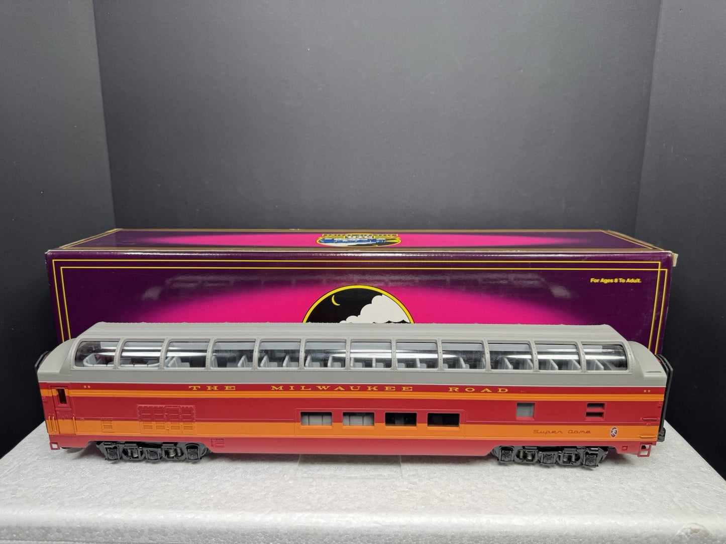 MTH 20-6772 Milwaukee Road 70' full-length vista dome passenger car LNIB2