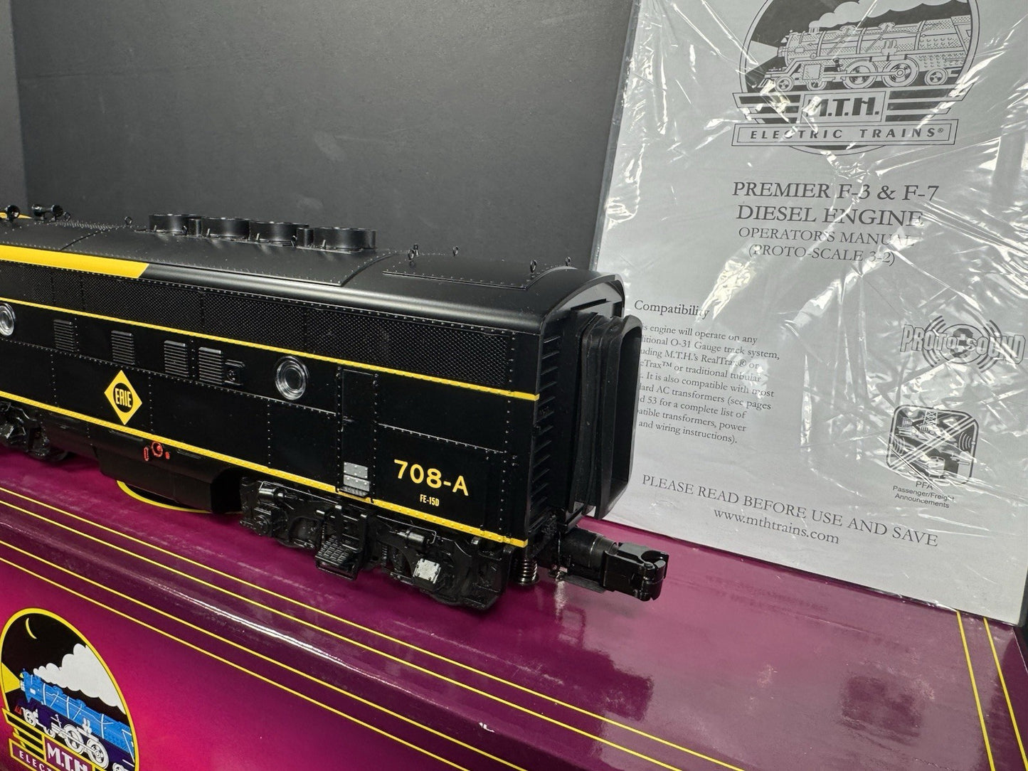 MTH 20-21459-1 & 20-21460-3 Erie F-3 diesel engine AB set #708 PS3 LNIB3
