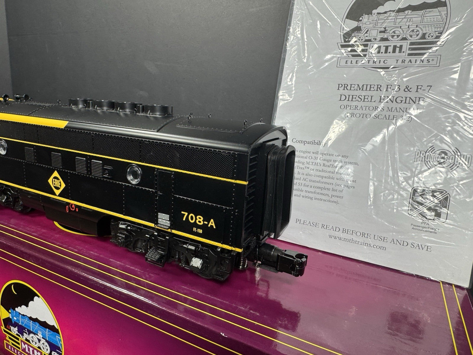 MTH 20-21459-1 & 20-21460-3 Erie F-3 diesel engine AB set #708 PS3 LNIB3
