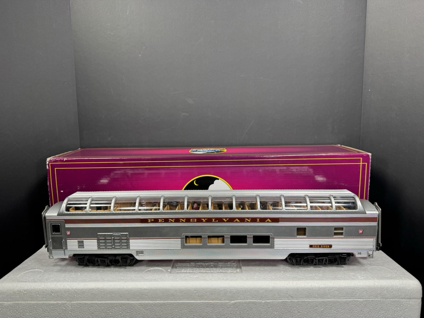 MTH 20-64066 Pennsylvania PRR 70' full vista dome passenger car LNIB5