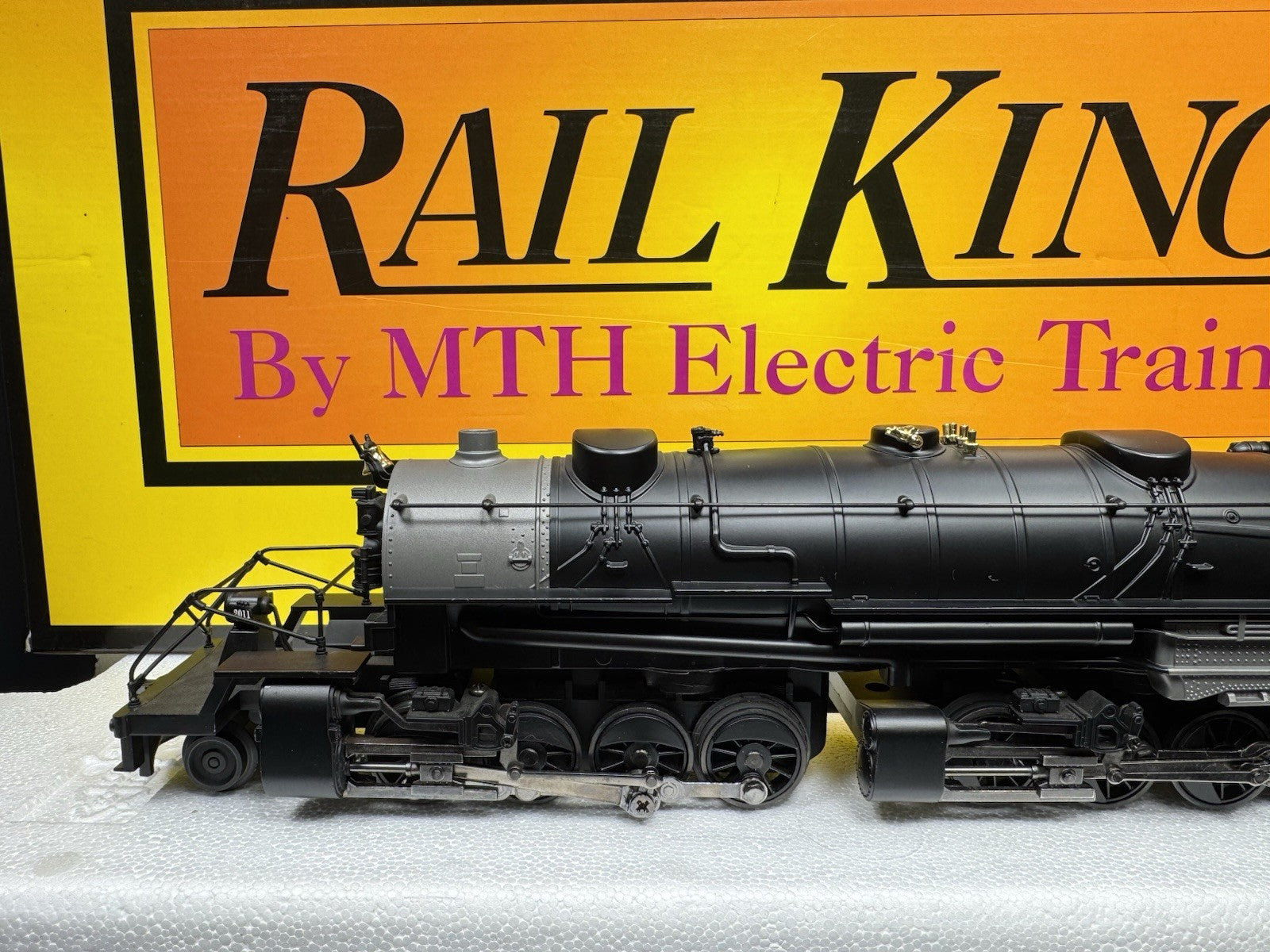 MTH RailKing 30-1307-1 Norfolk & Western 2-8-8-2 steam loco #2011 PS2 BCR LNIB2
