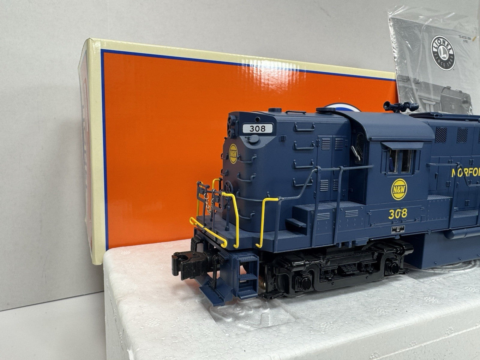 44620584
