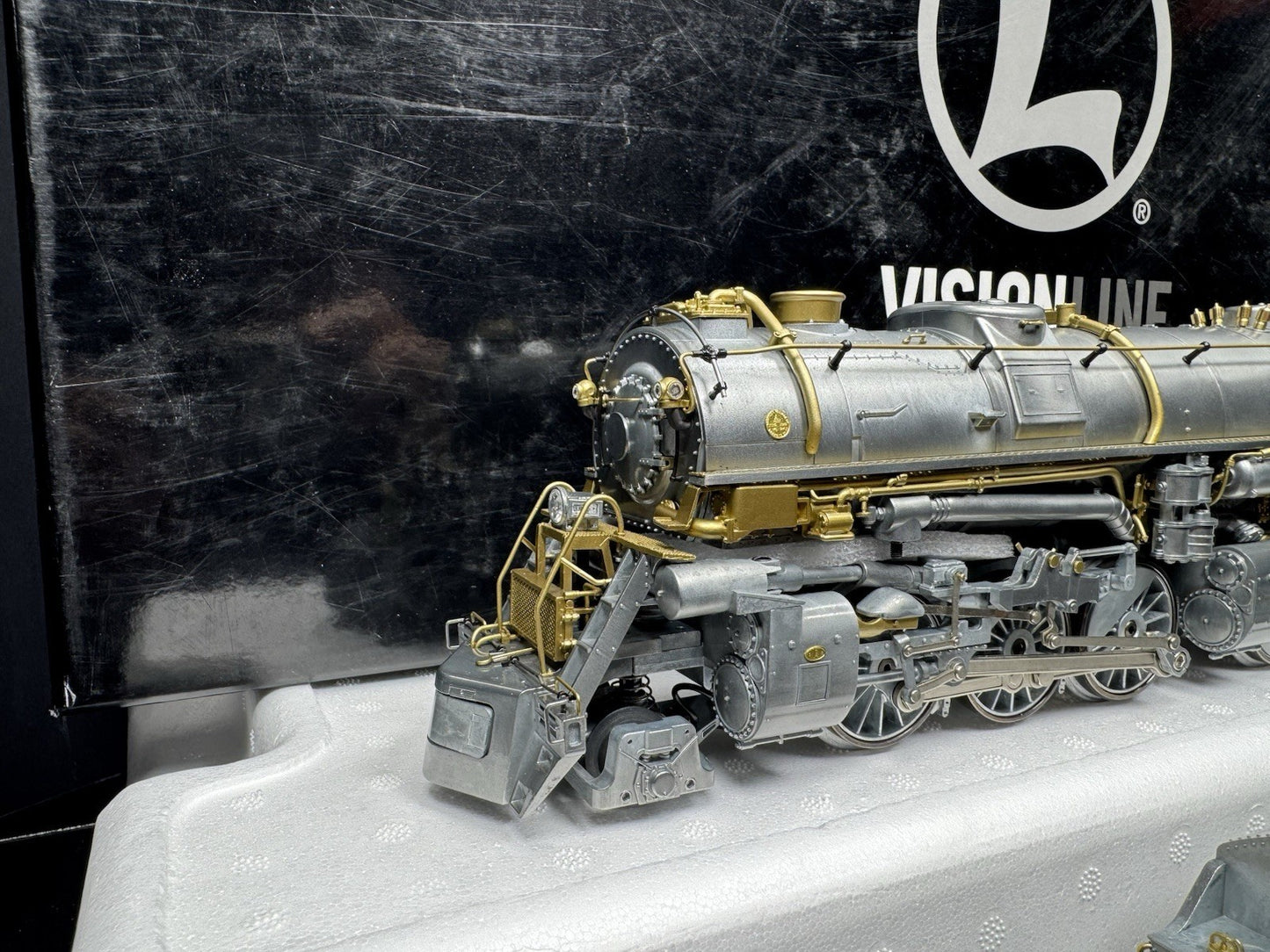 Lionel VISIONLINE 2231520 N&W Pilot 2-6-6-4 Class A steam engine #9999 LNIB1
