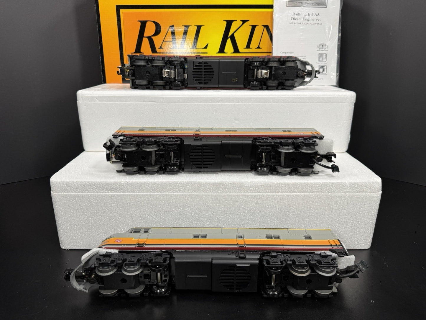 MTH RailKing 30-2488-1 Milwaukee Road E-3 diesel engine ABA set PS 2.0 BCR NIB12