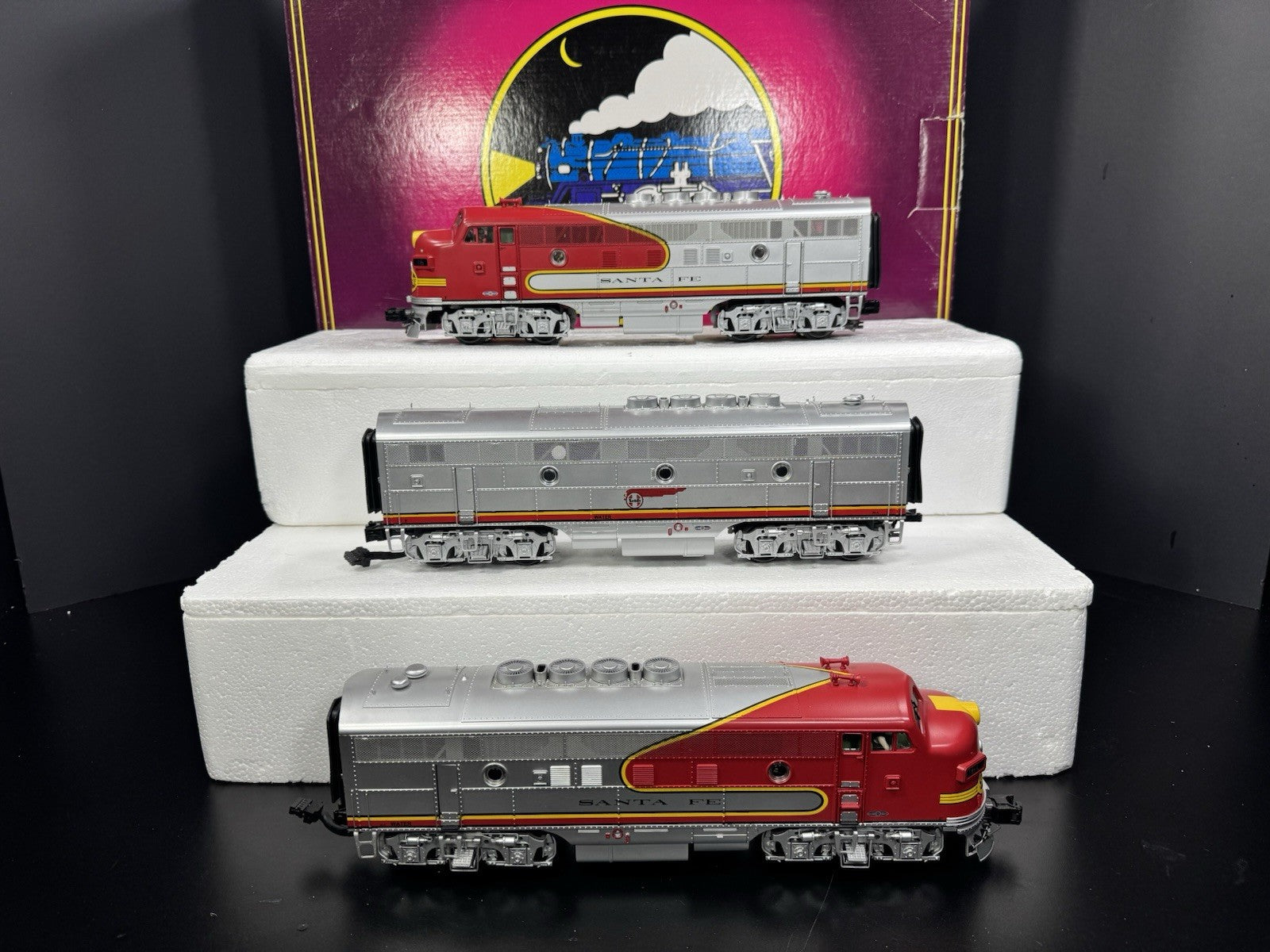 MTH 20-2676-1E Santa Fe Warbonnet F-3 diesel engine ABA set PS2 BCR EX0