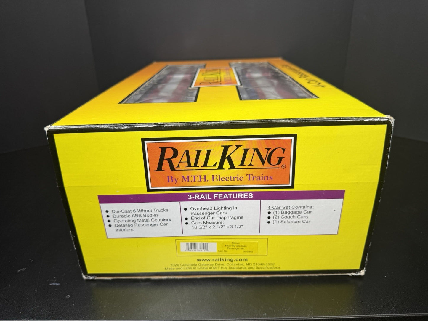 MTH RailKing 30-6940 Circus 60' Madison passenger 4-car set LNIB7