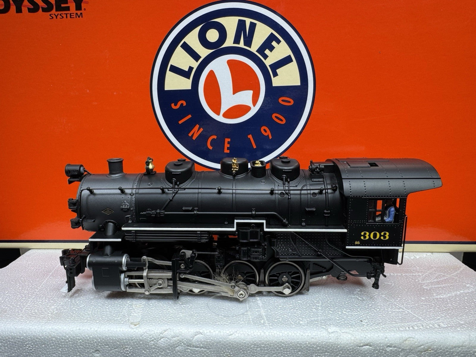 Lionel 6-38048 TMCC Nickel Plate Road NKP USRA 0-8-0 steam engine #303 LNIB2